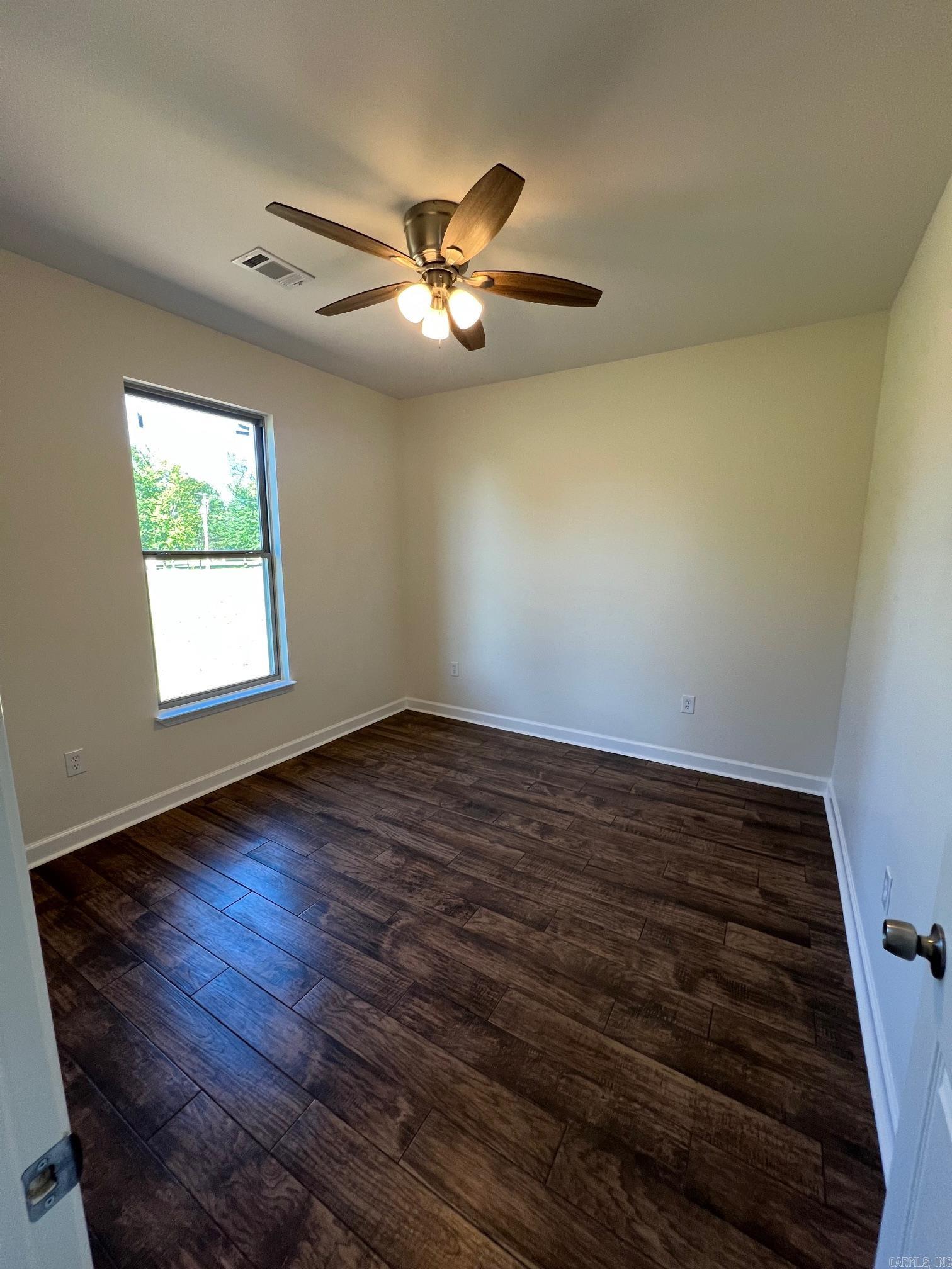 COUNTRY MEADOWS - Residential