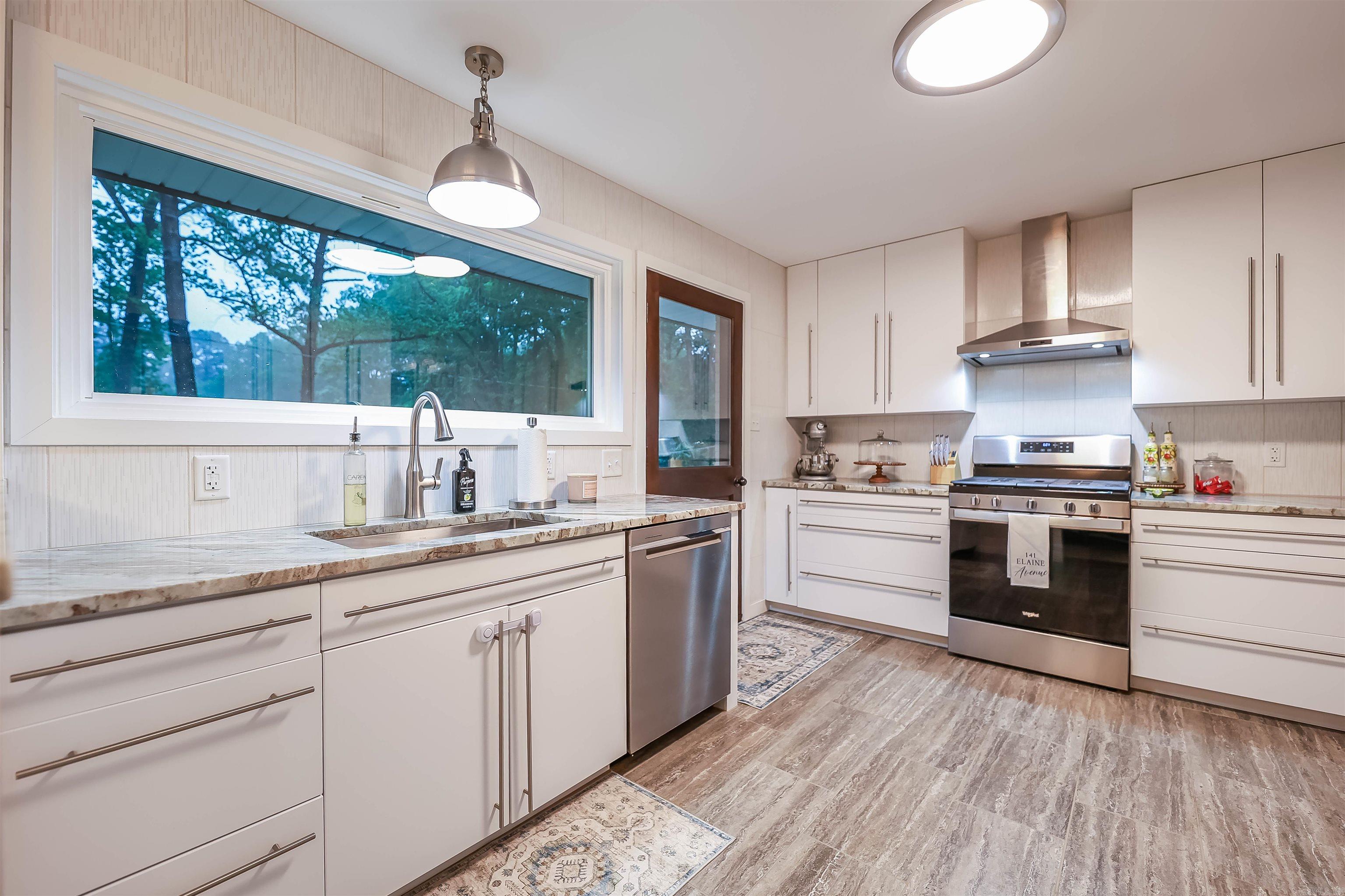 Mike Berg Lake - Residential