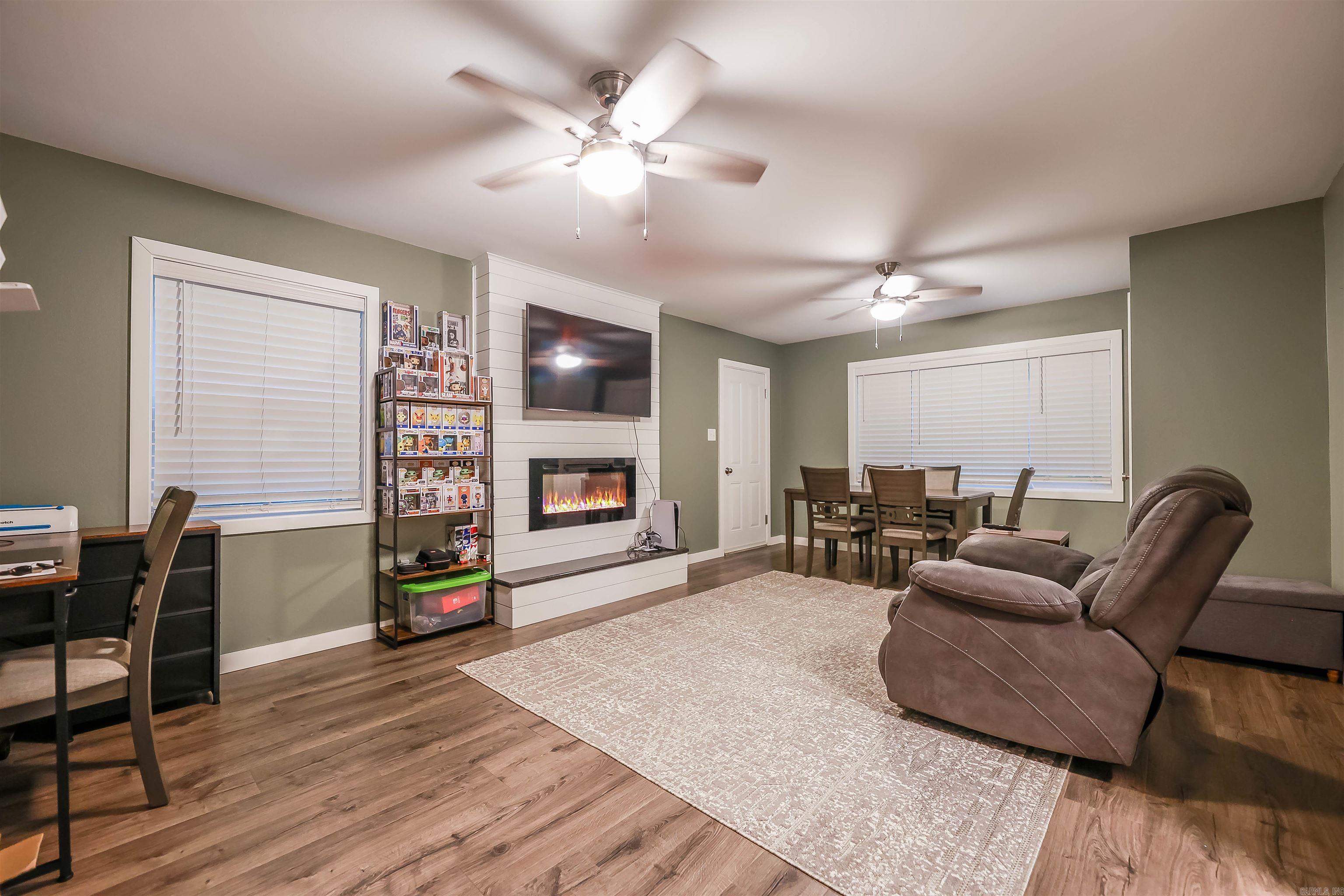 Mike Berg Lake - Residential