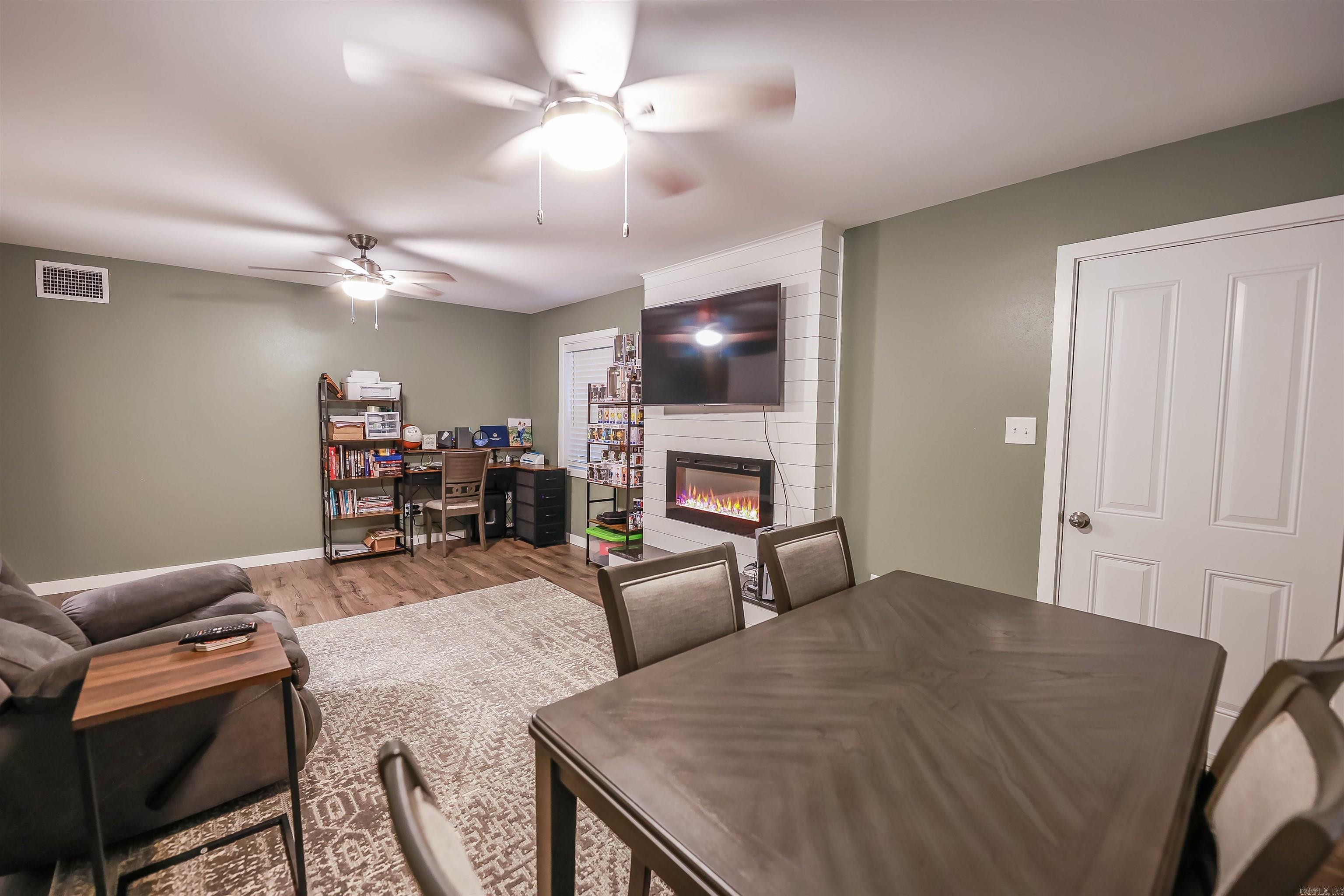 Mike Berg Lake - Residential