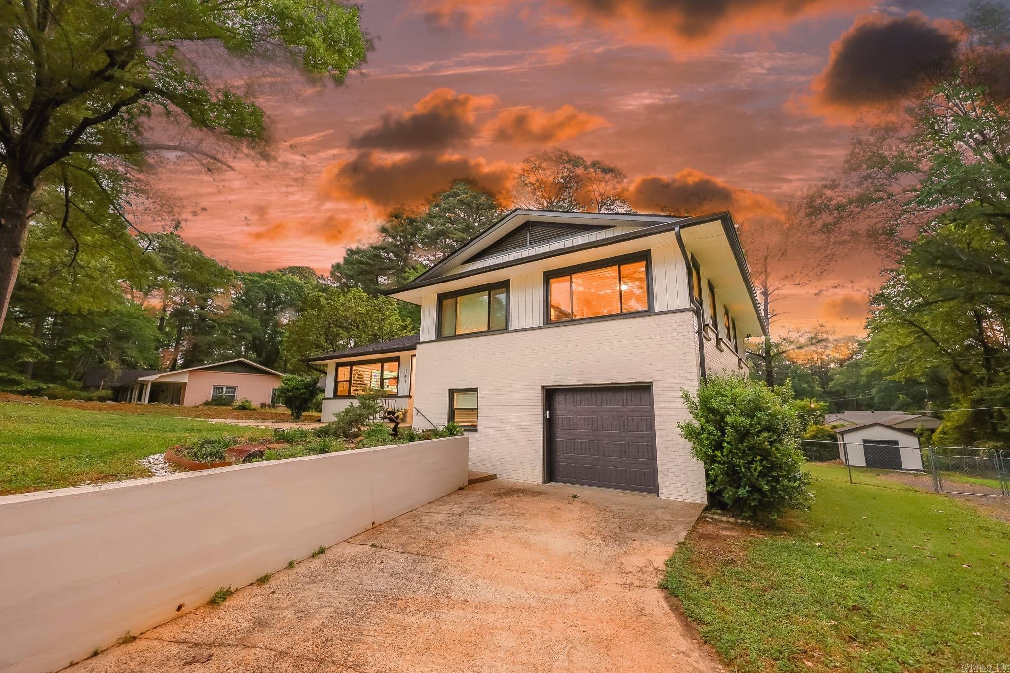 Mike Berg Lake - Residential