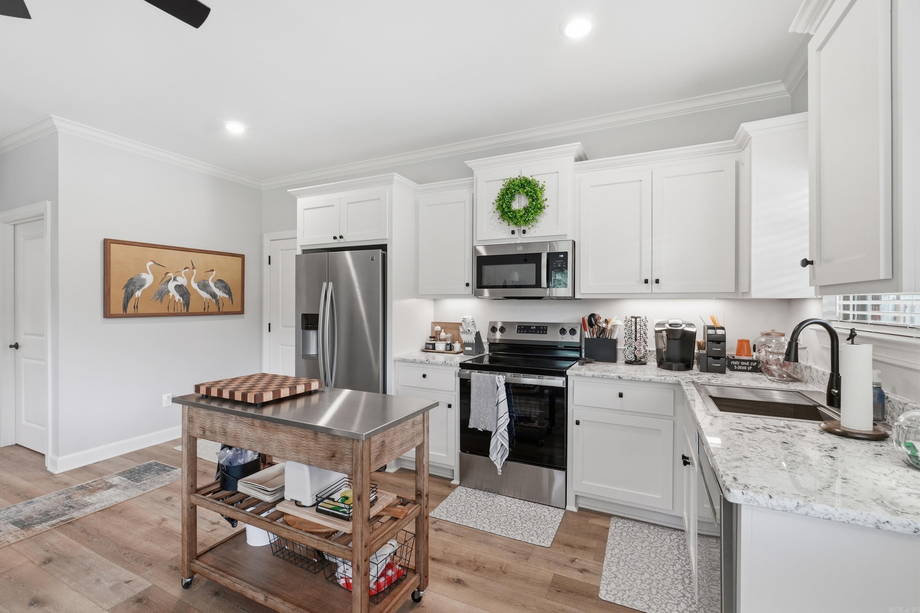 PLEASANT LAKE ESTATES - Residential