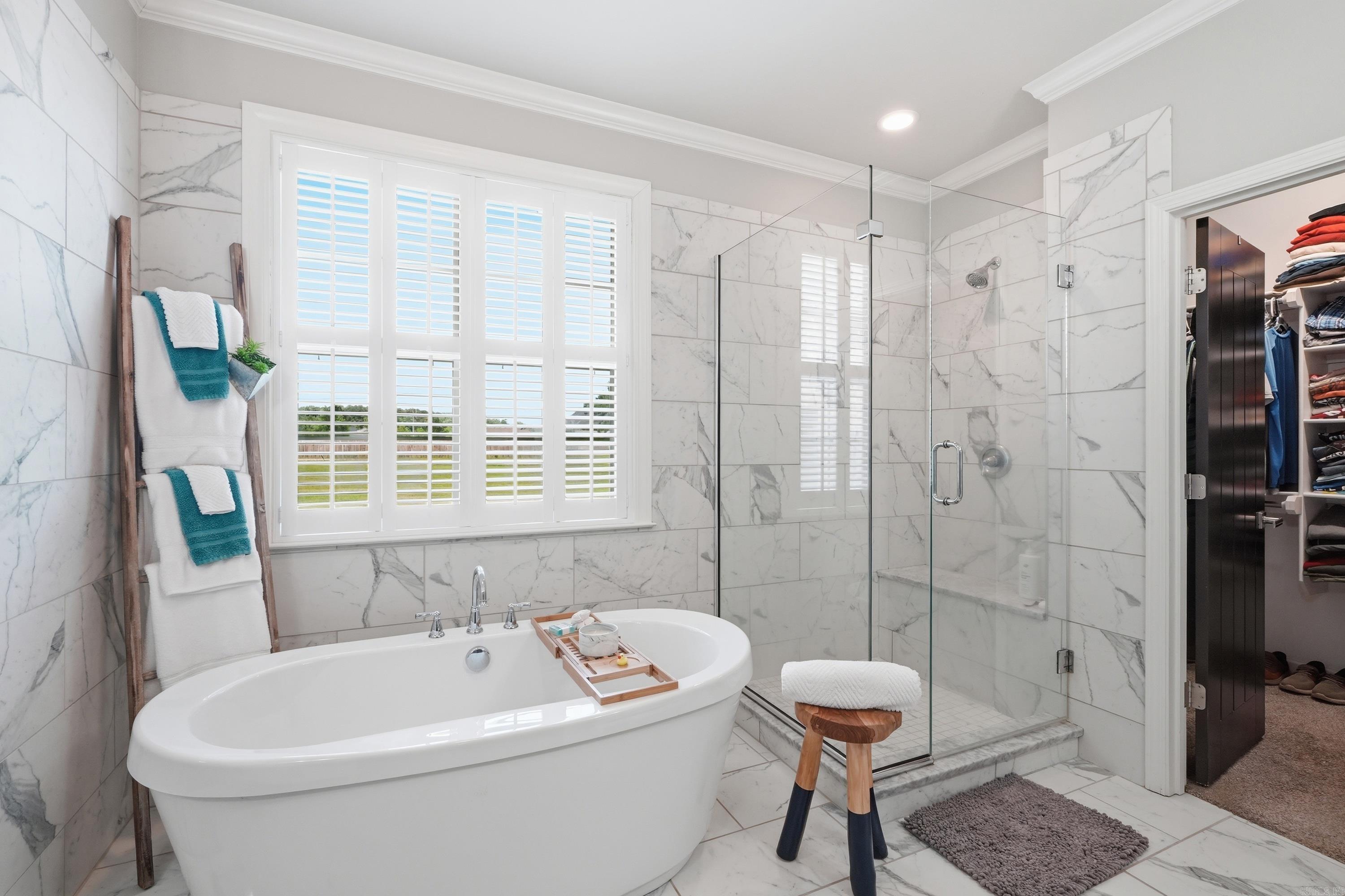 PLEASANT LAKE ESTATES - Residential