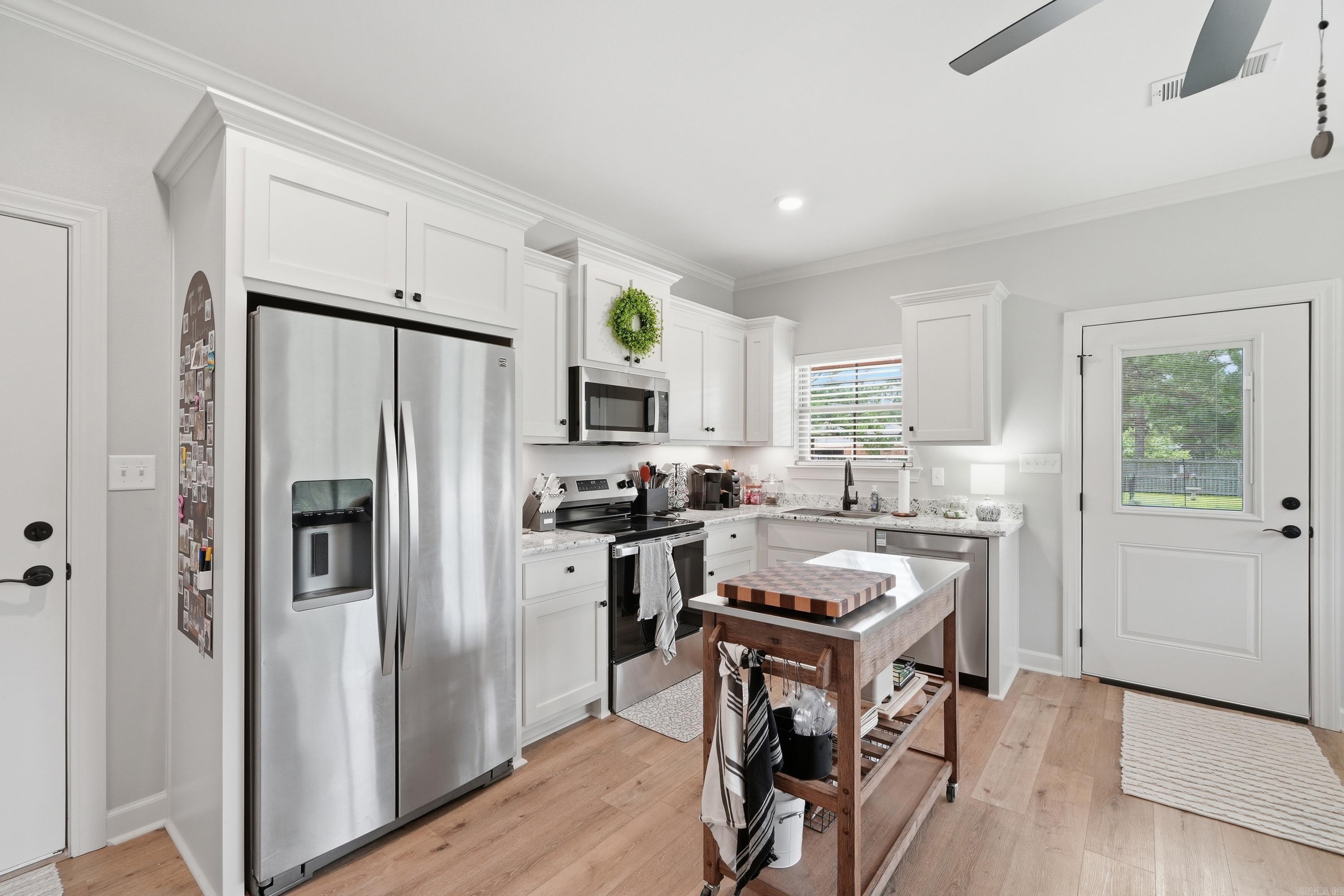 PLEASANT LAKE ESTATES - Residential