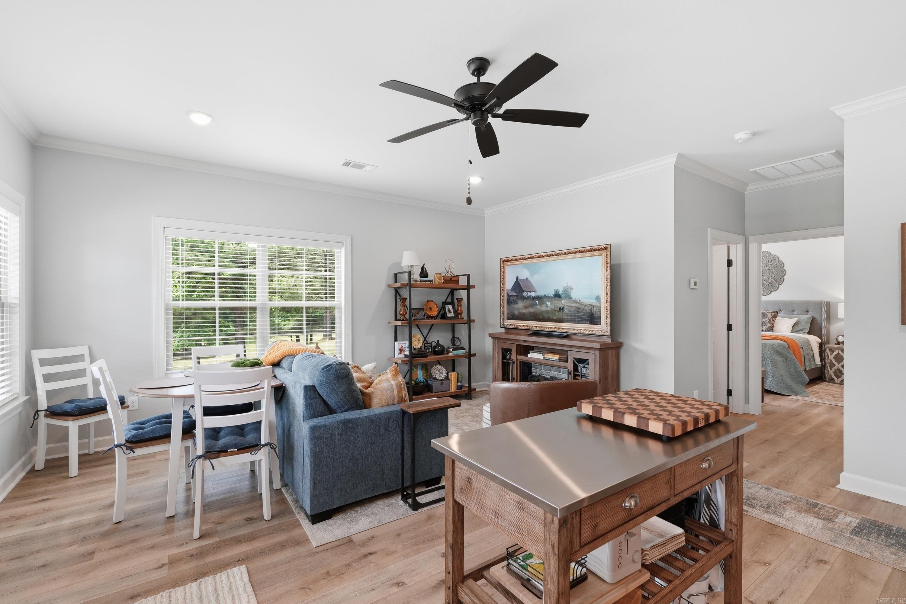 PLEASANT LAKE ESTATES - Residential