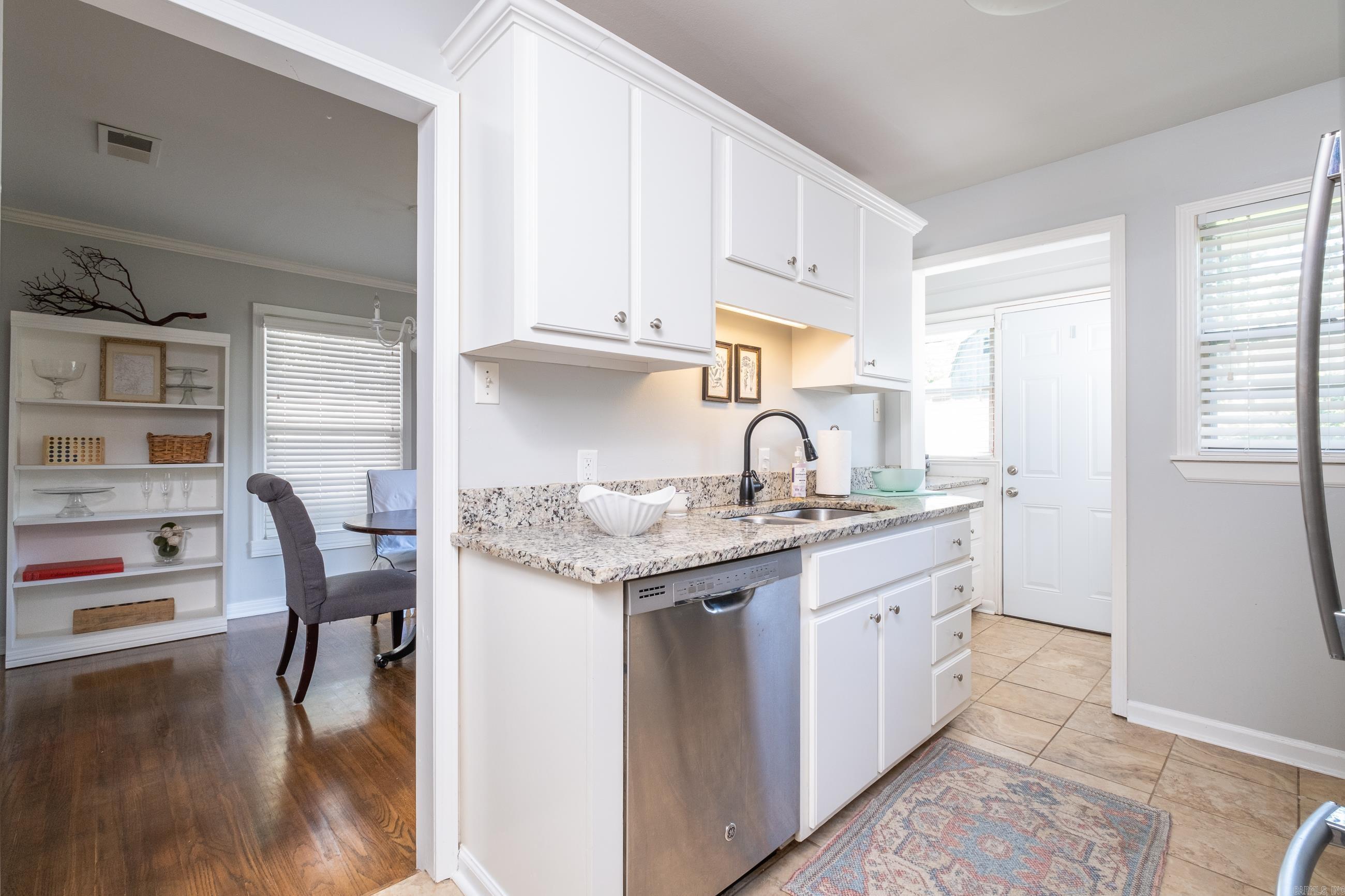 KINGWOOD PLACE - Residential