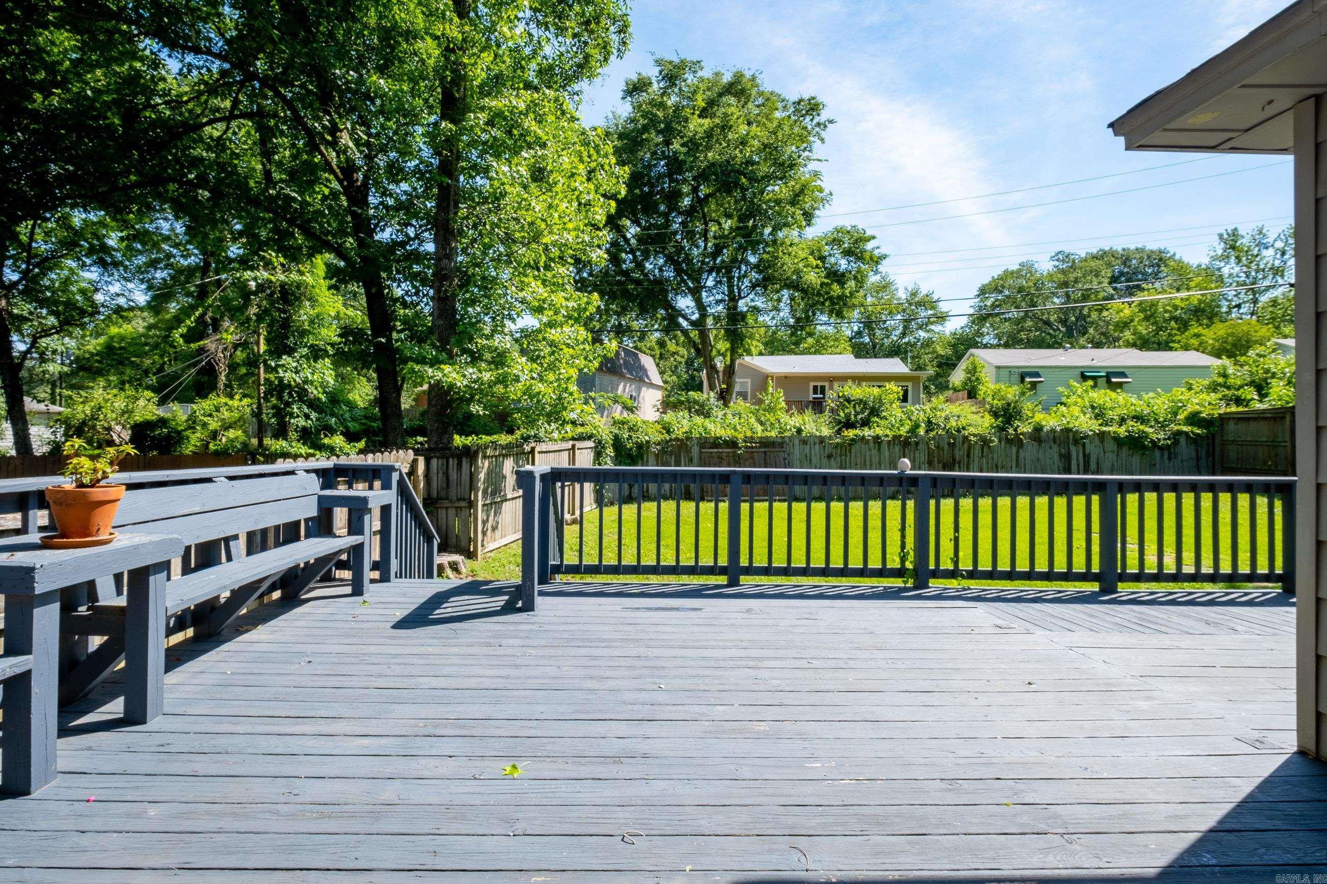 KINGWOOD PLACE - Residential