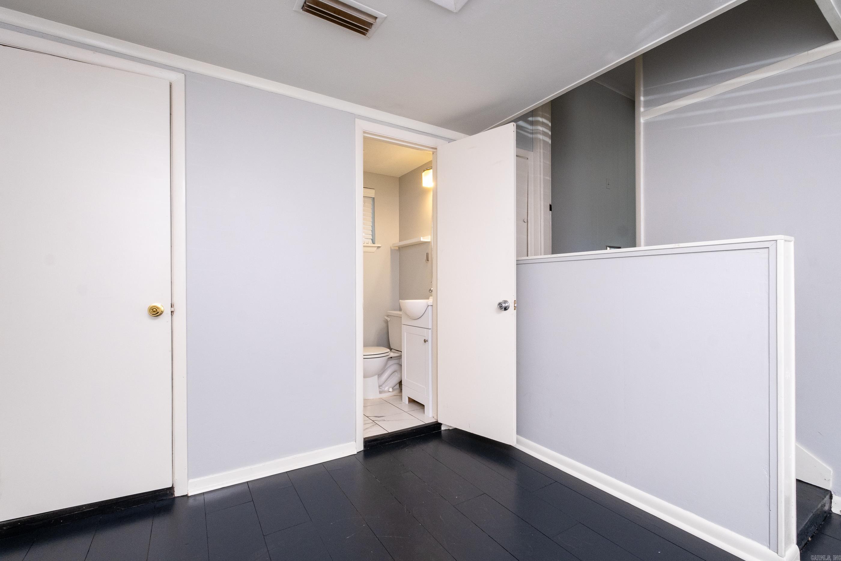 KINGWOOD PLACE - Residential