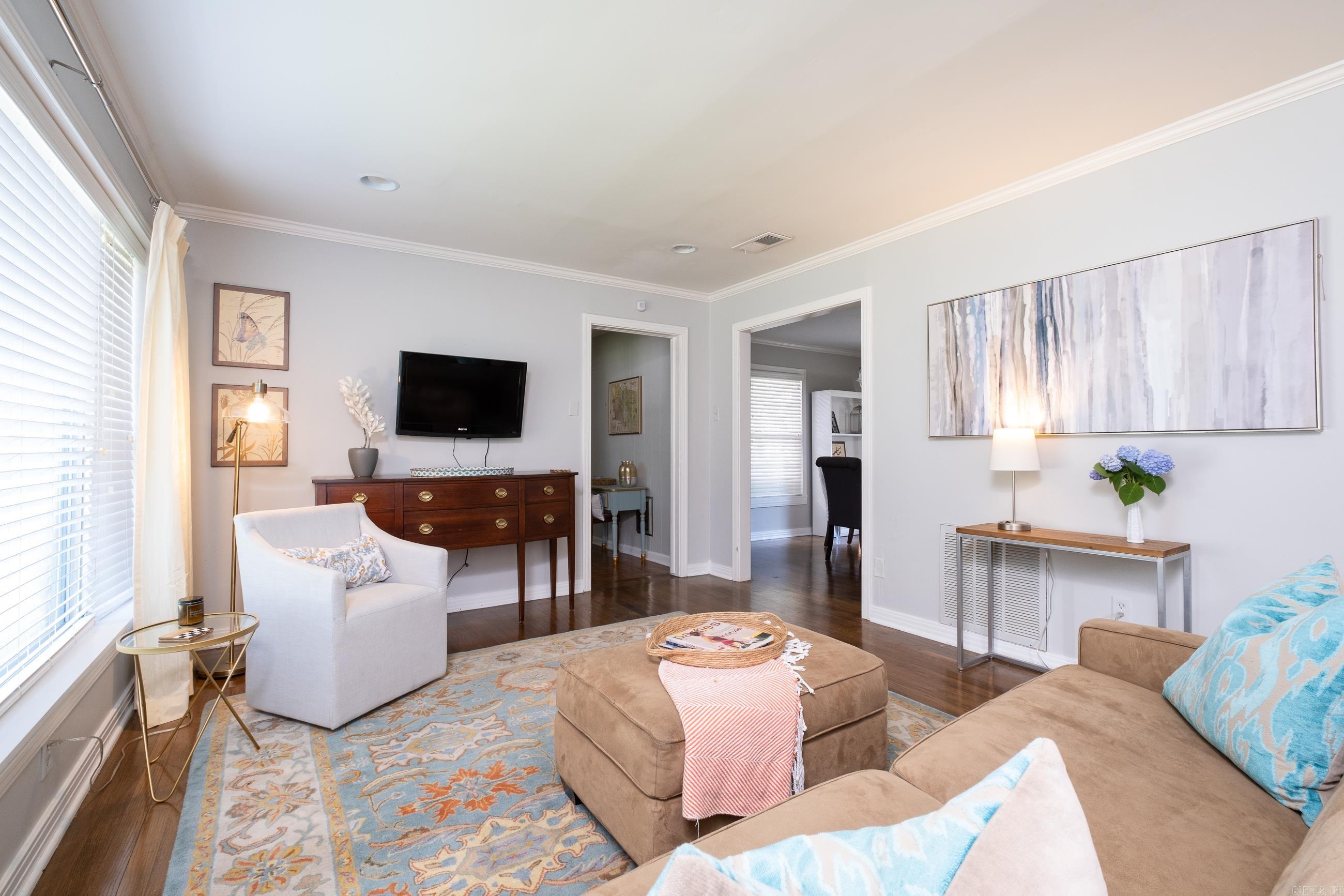 KINGWOOD PLACE - Residential