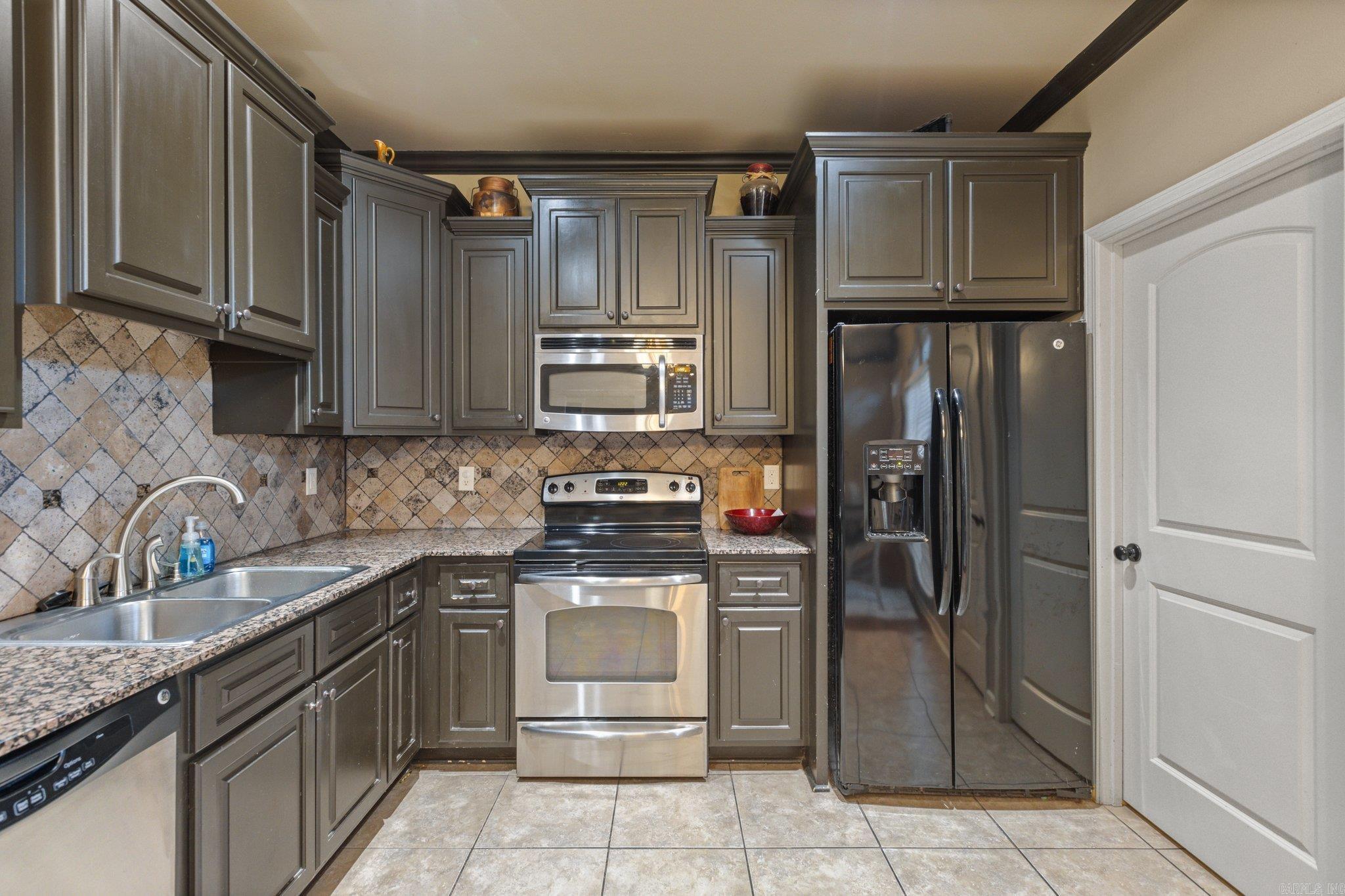 Hidden Lake Estates - Residential