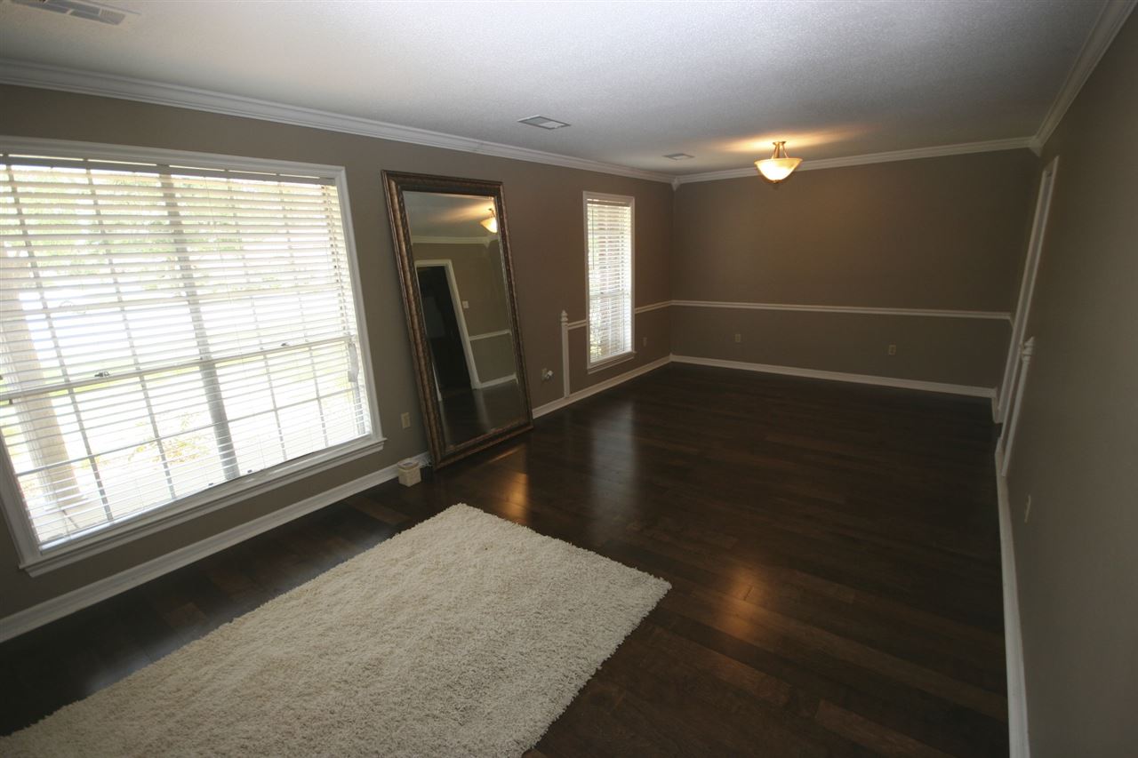 FOXWOOD J - Residential