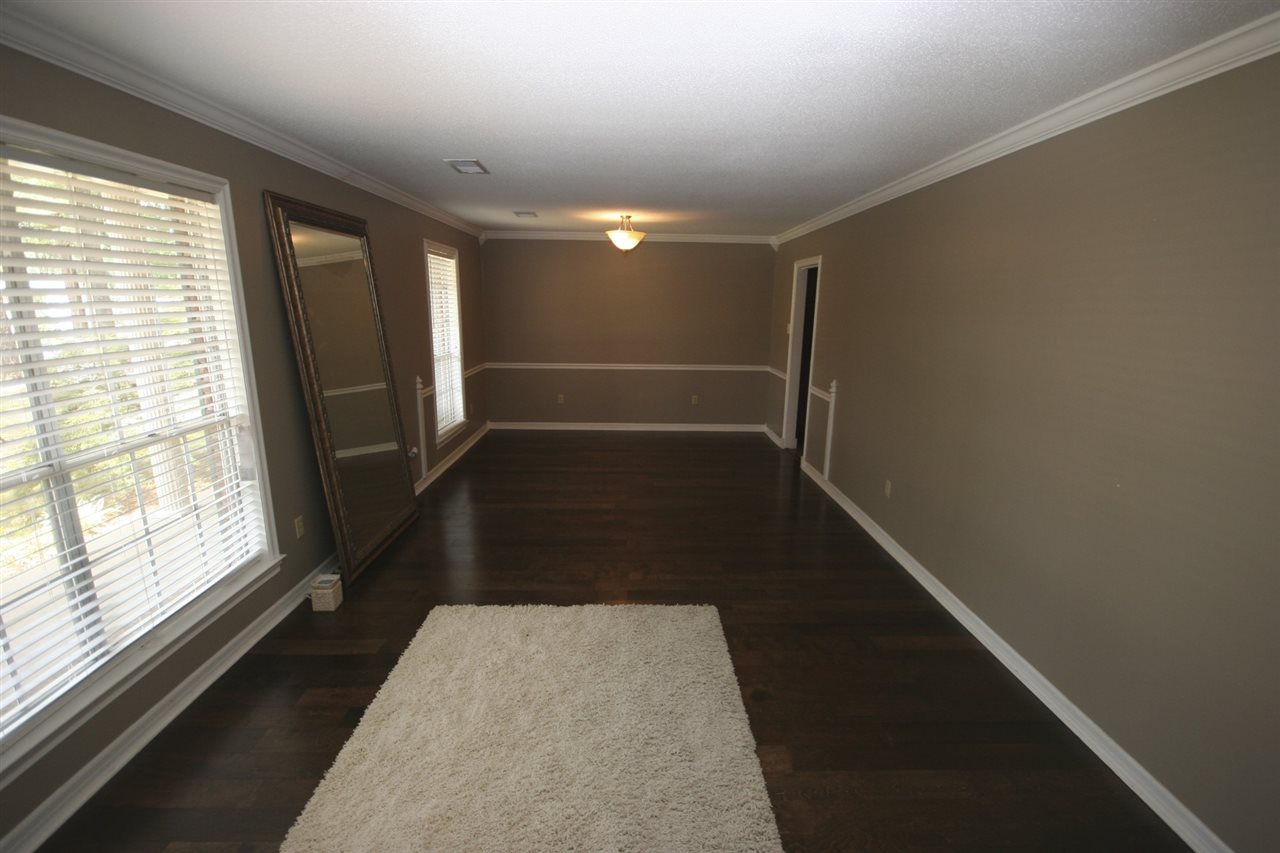 FOXWOOD J - Residential