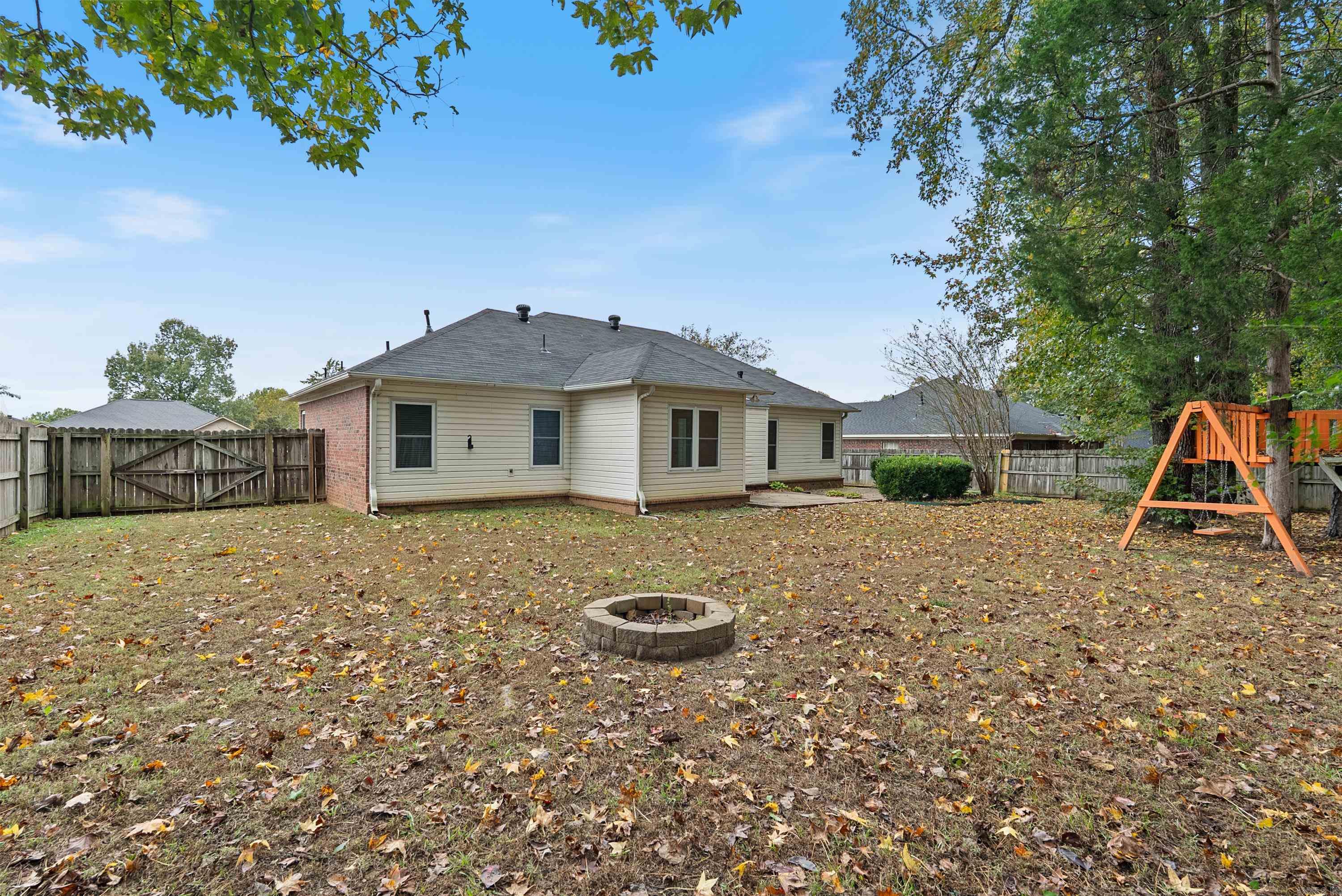 WOODBRIDGE - Residential