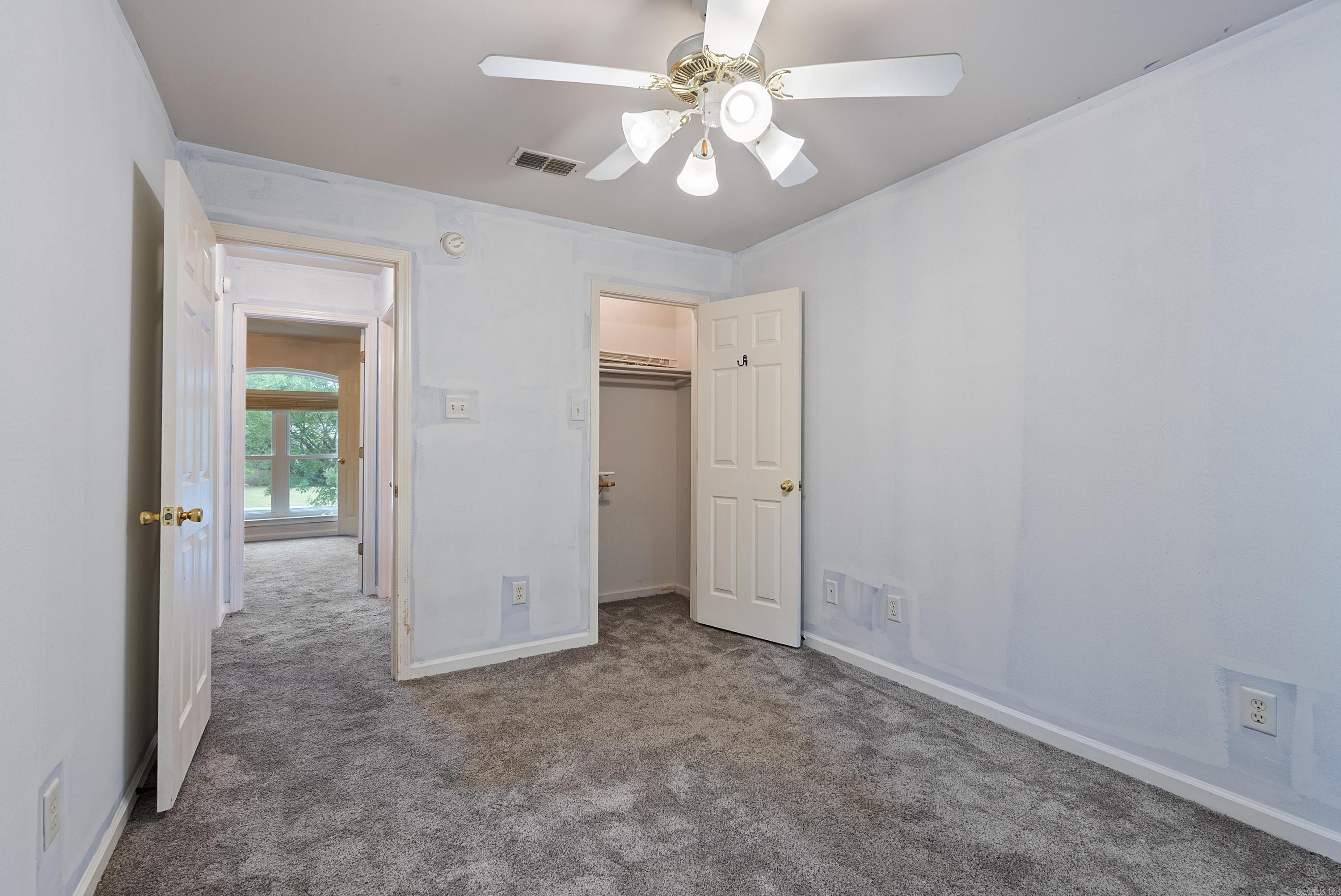 WOODBRIDGE - Residential