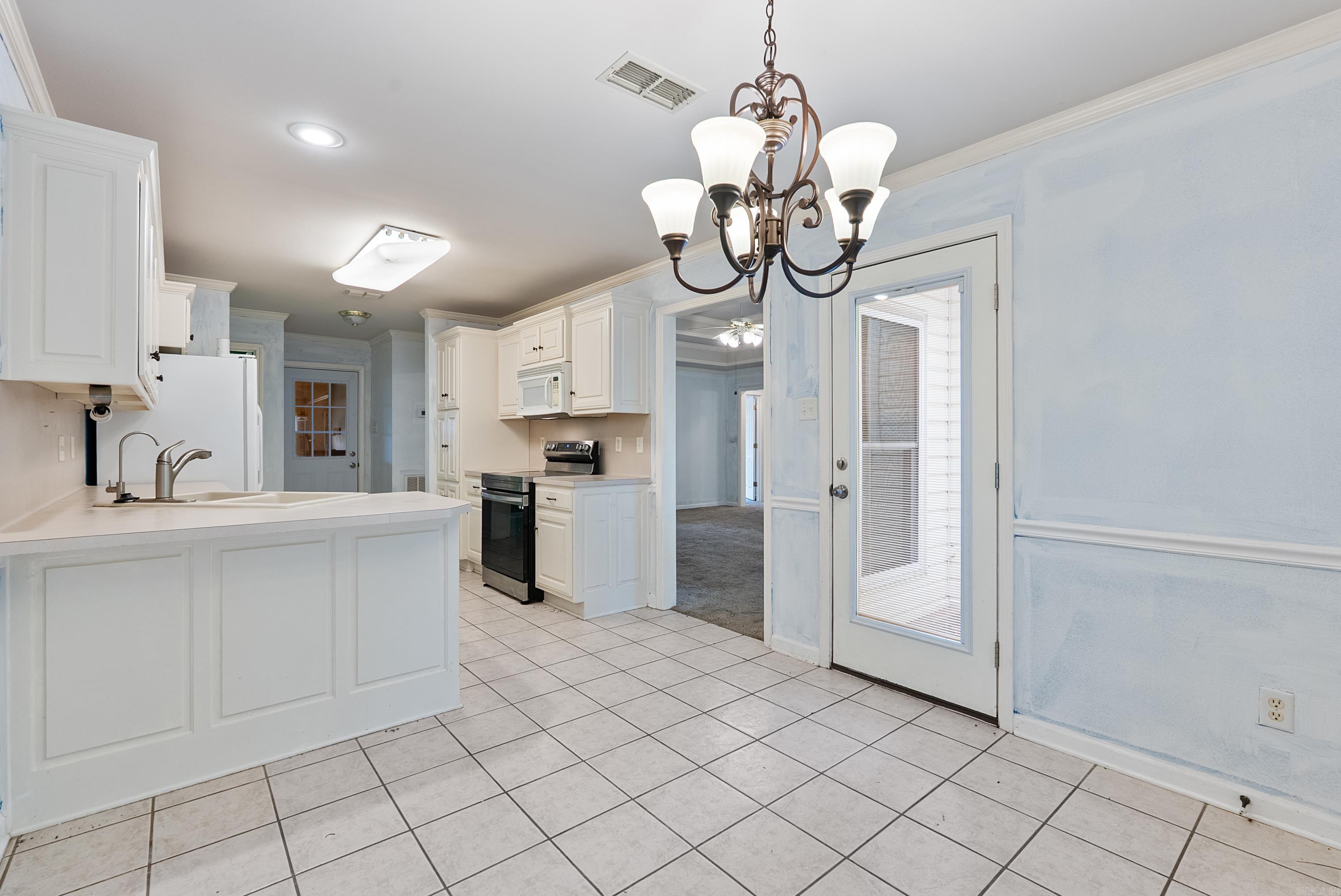 WOODBRIDGE - Residential