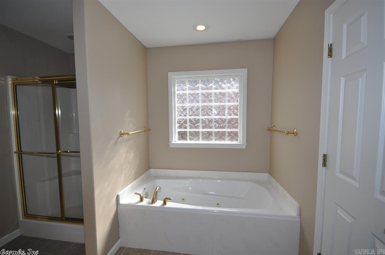 AUSTIN LAKES ON THE BAY ADDN - Residential