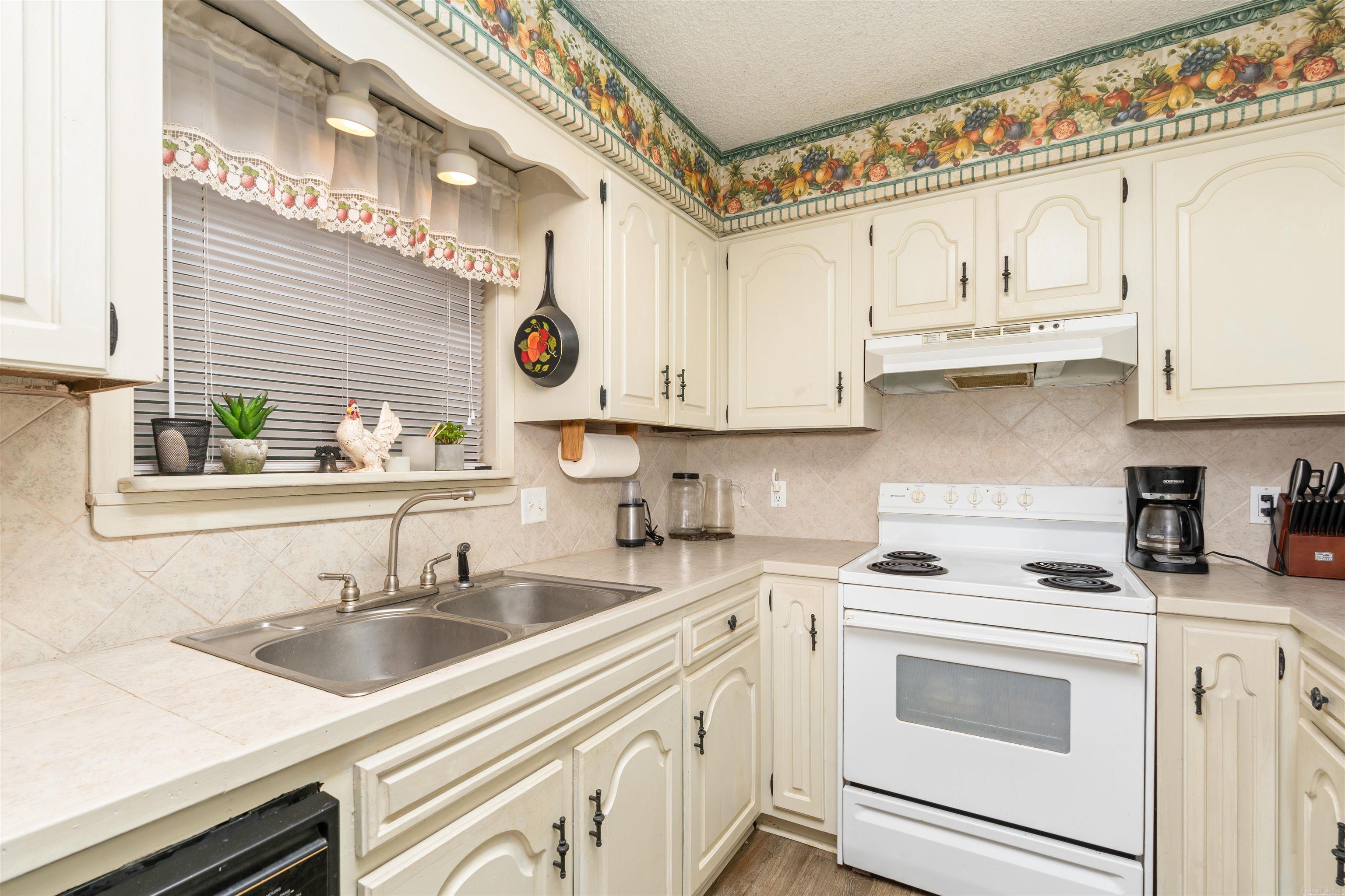 Gerona - Residential