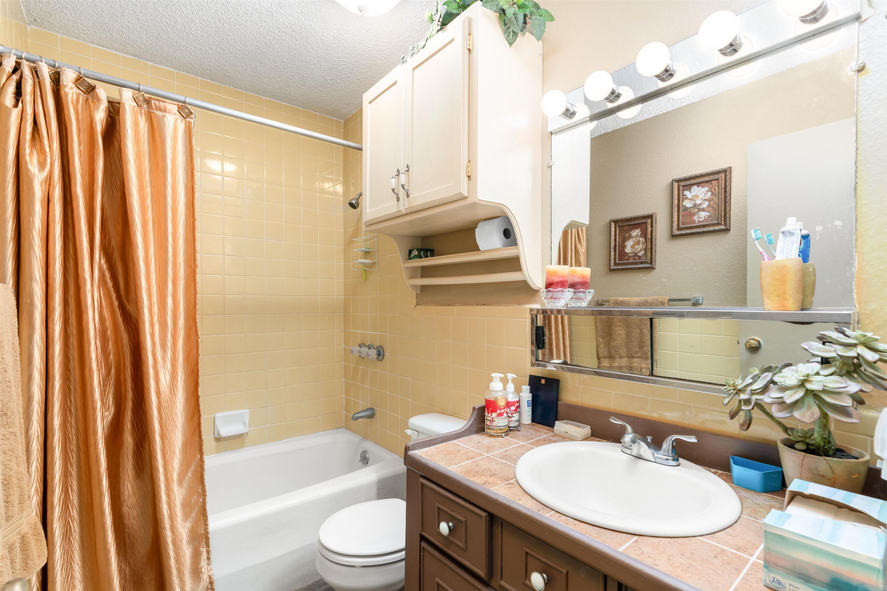 Gerona - Residential