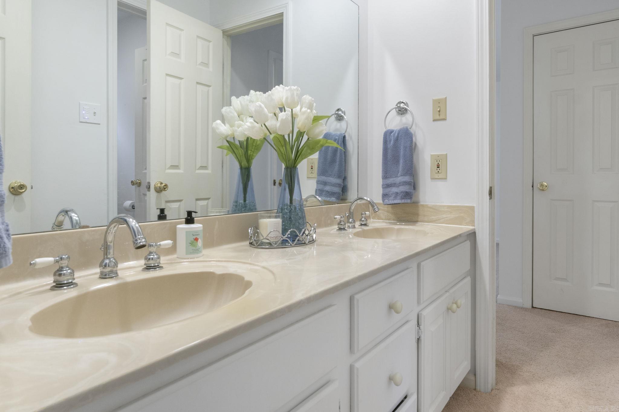 Oak Brooke - Residential