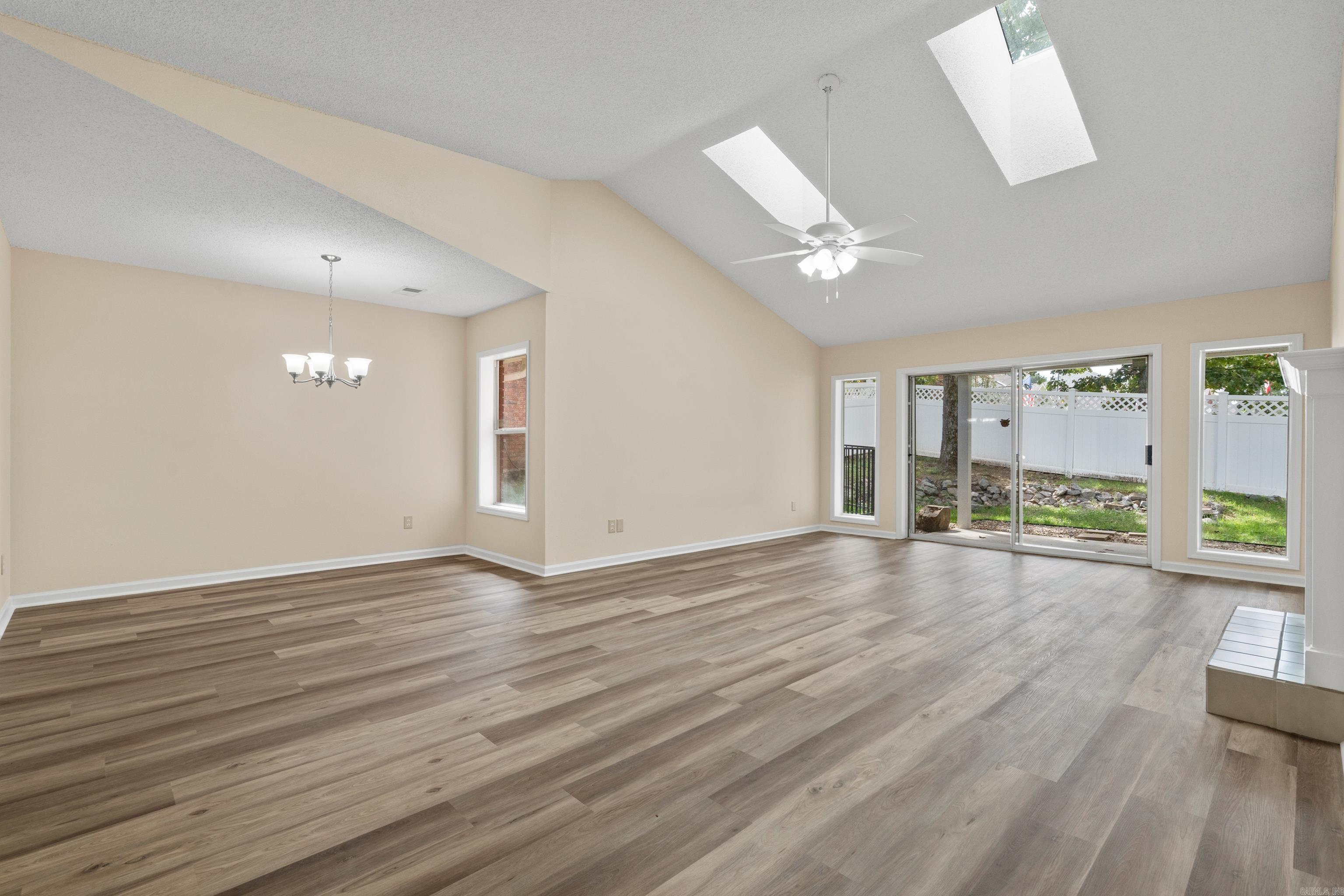 FOREST VIEW - Residential