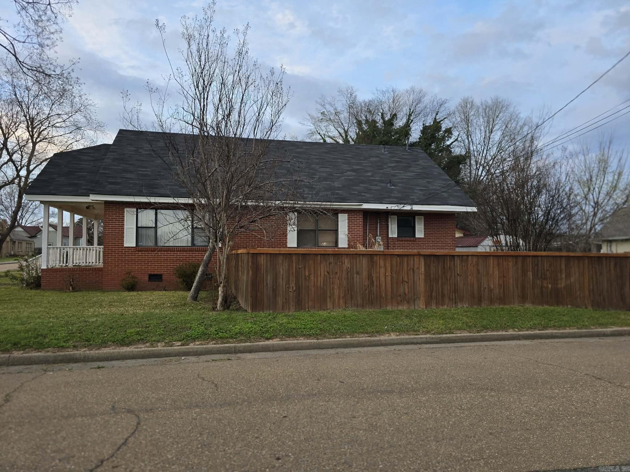 Metes & Bounds - Residential