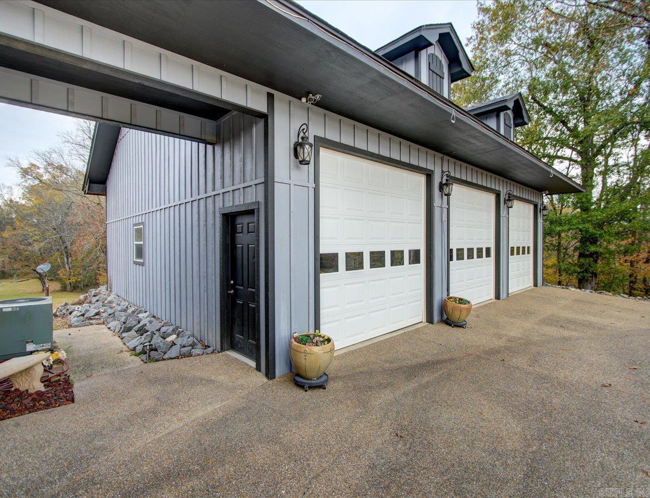 Metes & Bounds - Residential