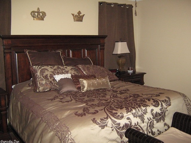 Quail Hollow - Residential