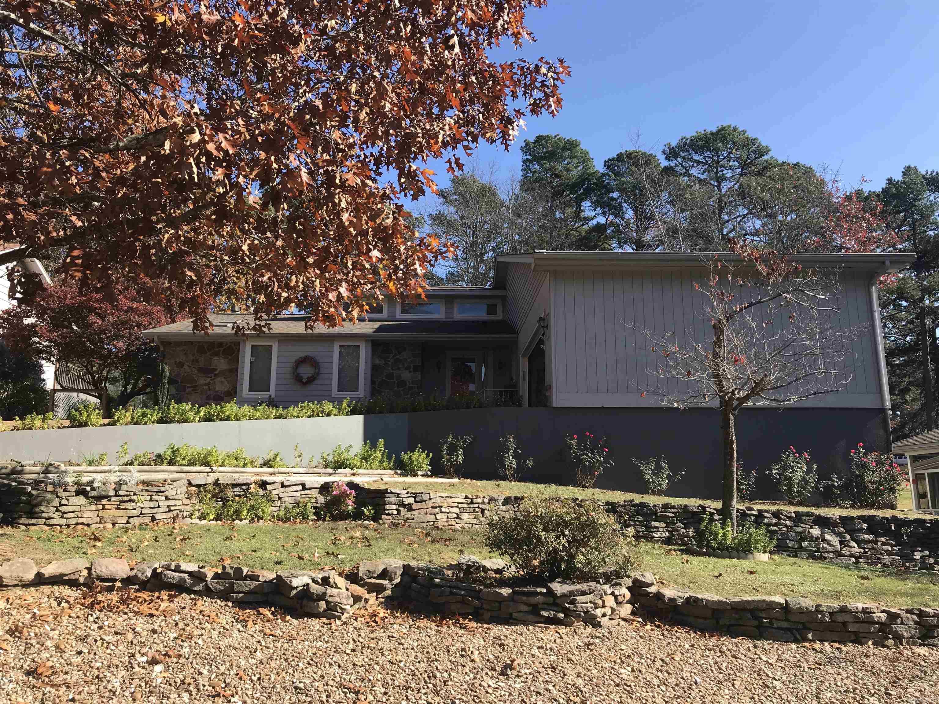 INDIAN HILLS - Residential