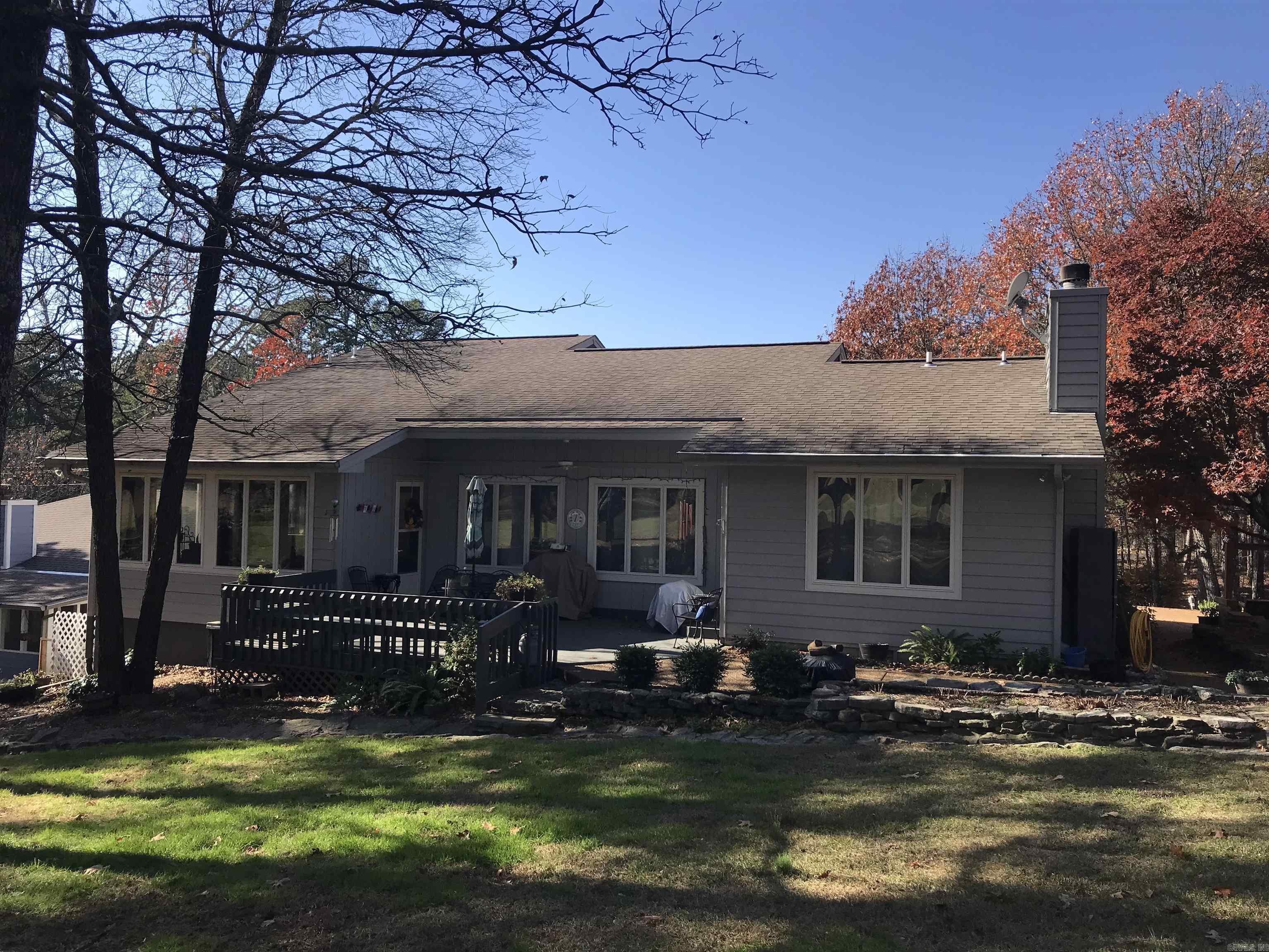 INDIAN HILLS - Residential