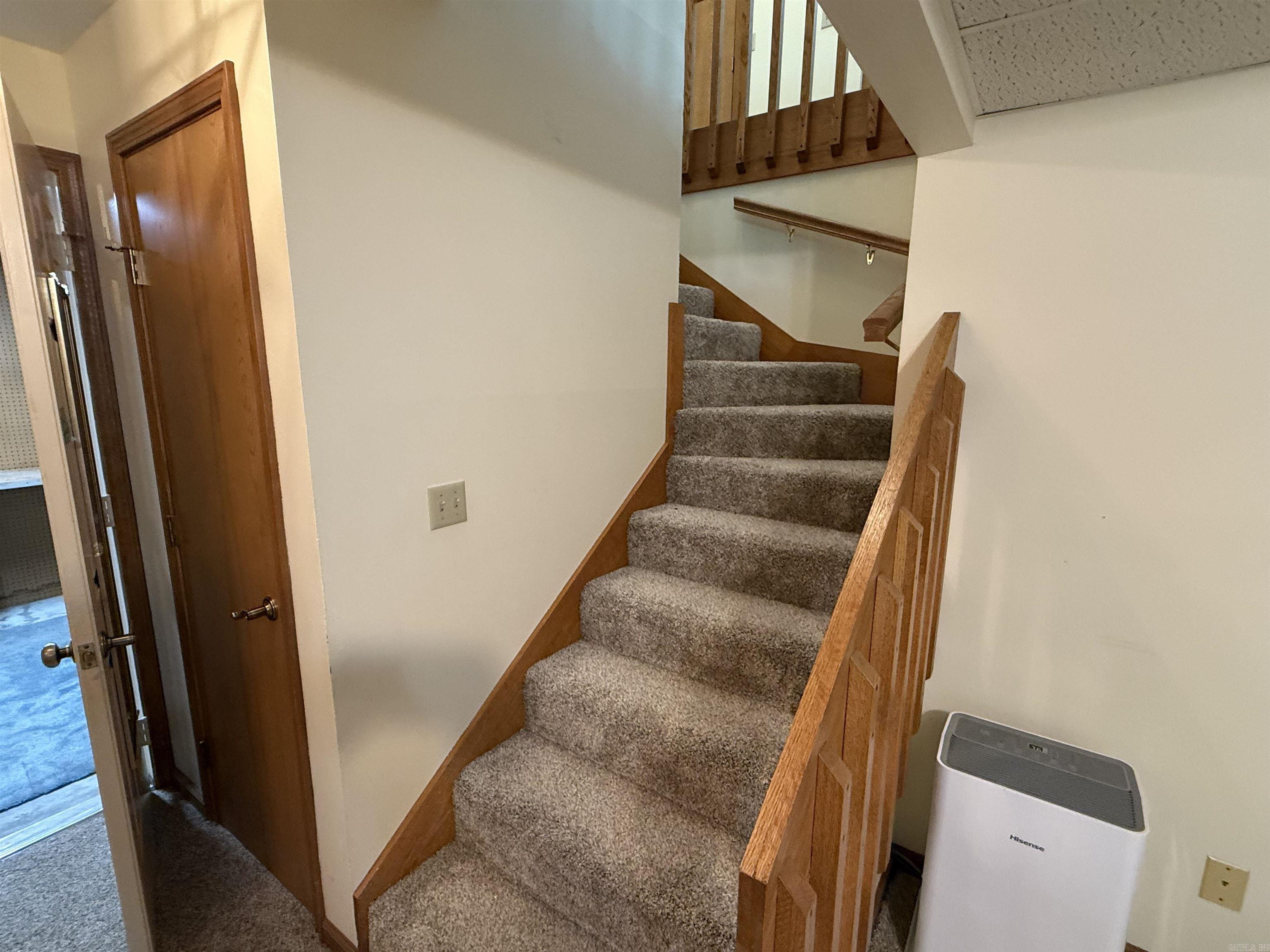 INDIAN HILLS - Residential