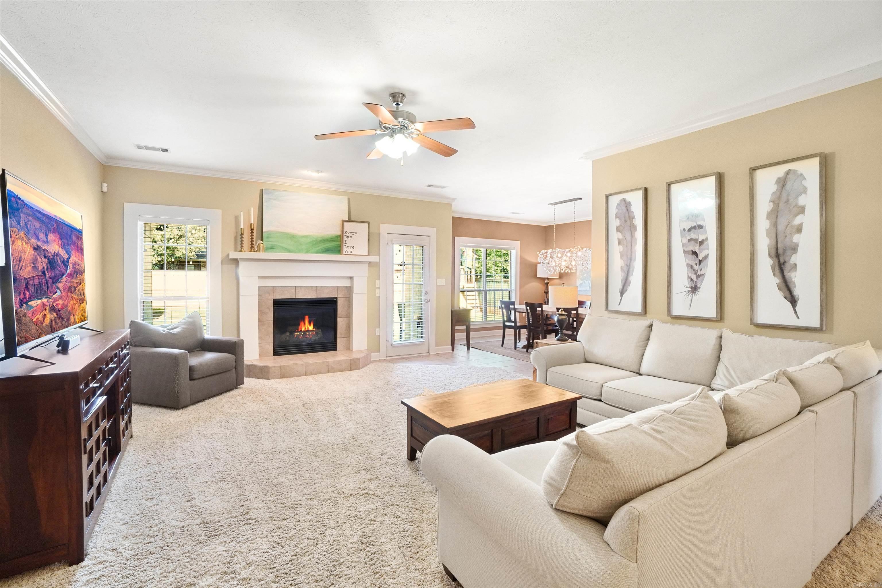 SOUTH WIND - Residential