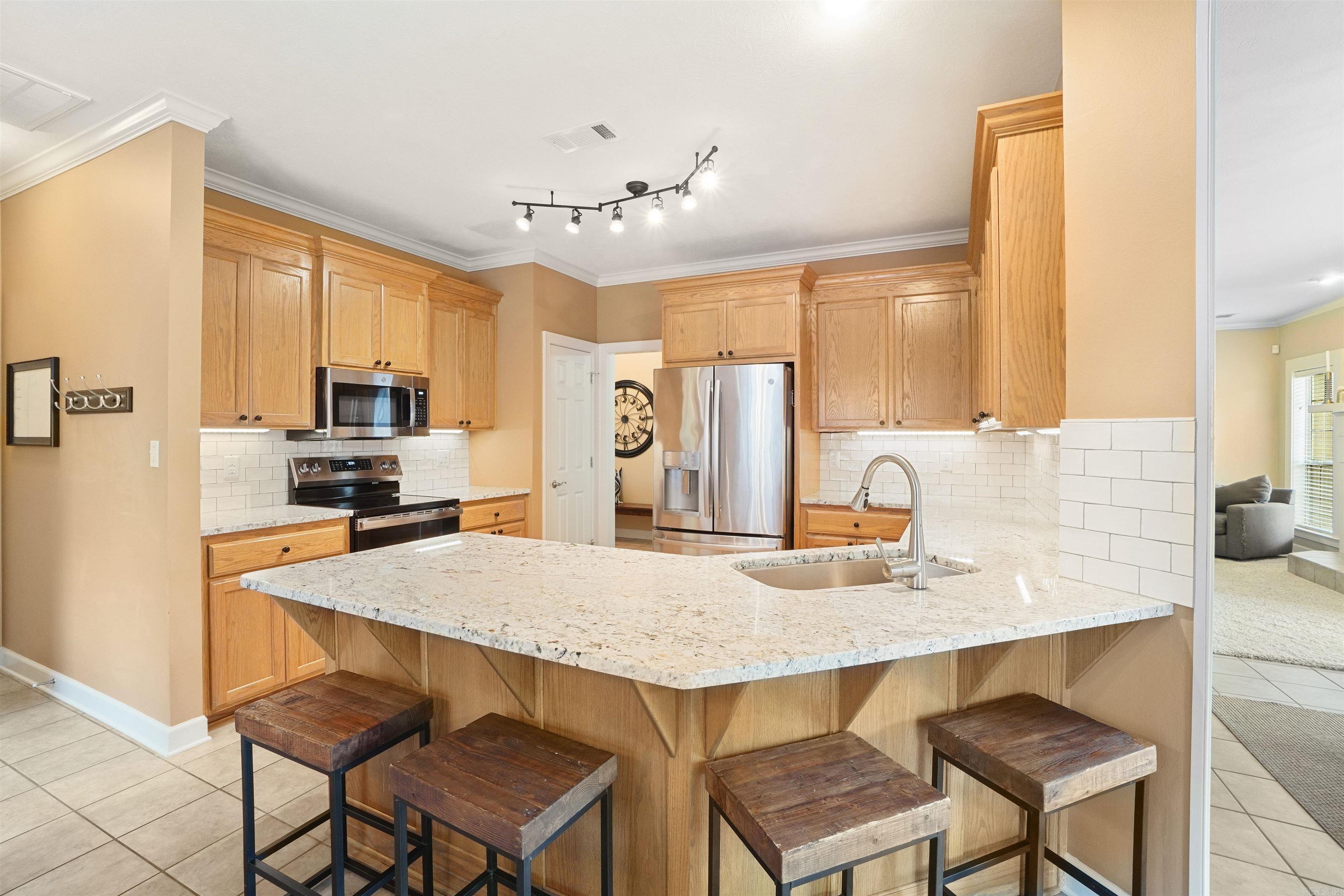 SOUTH WIND - Residential