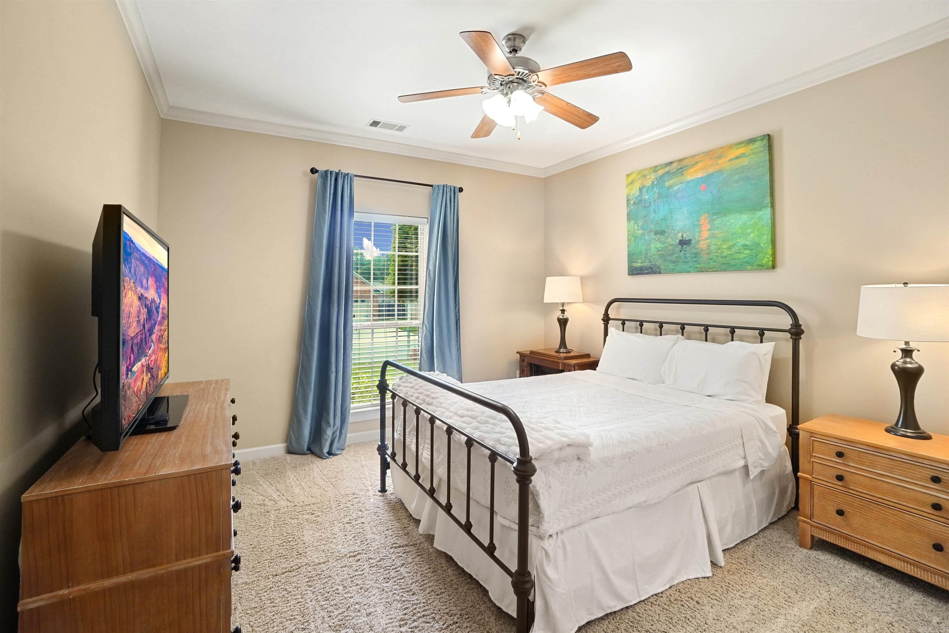 SOUTH WIND - Residential