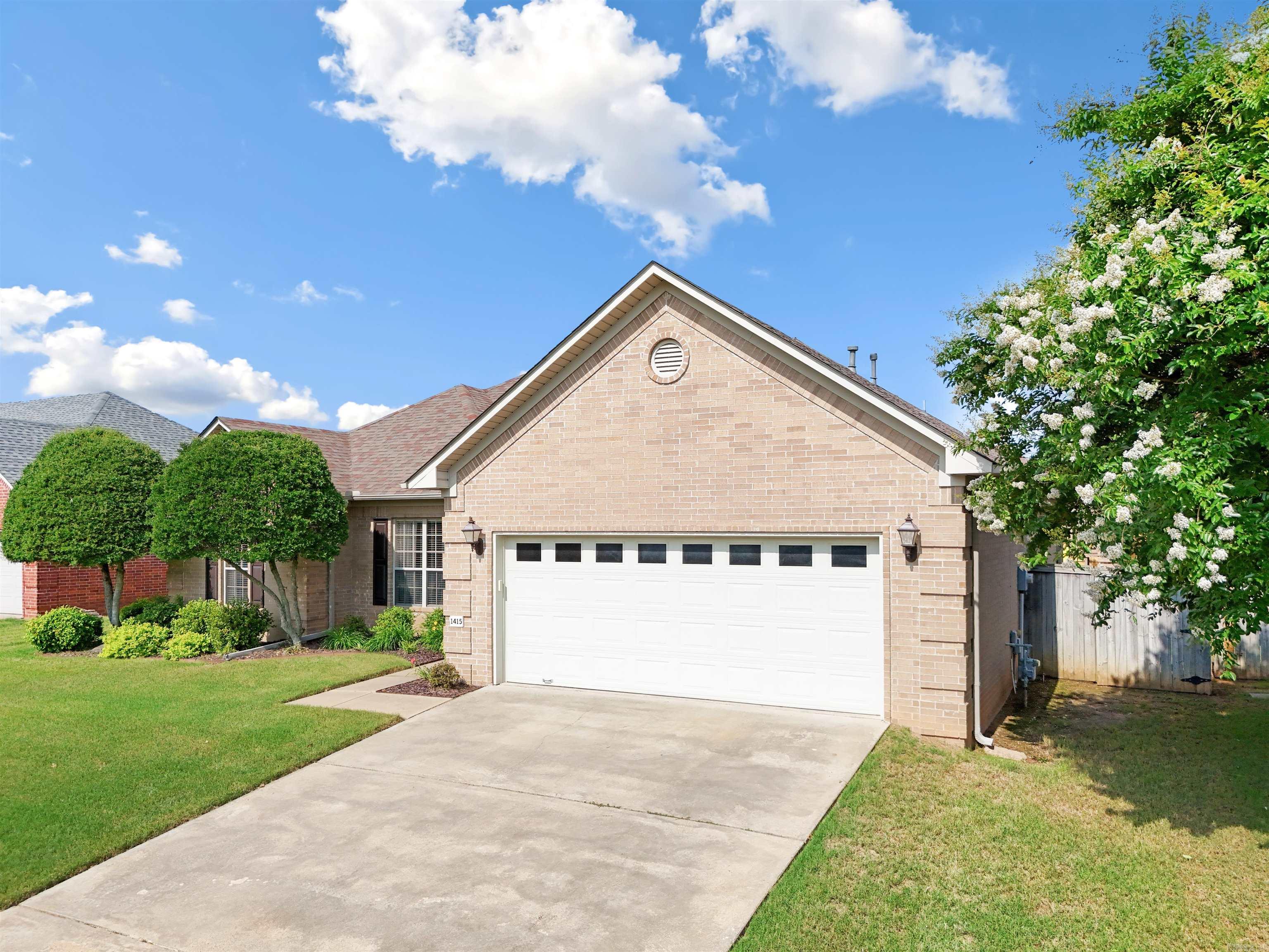 SOUTH WIND - Residential