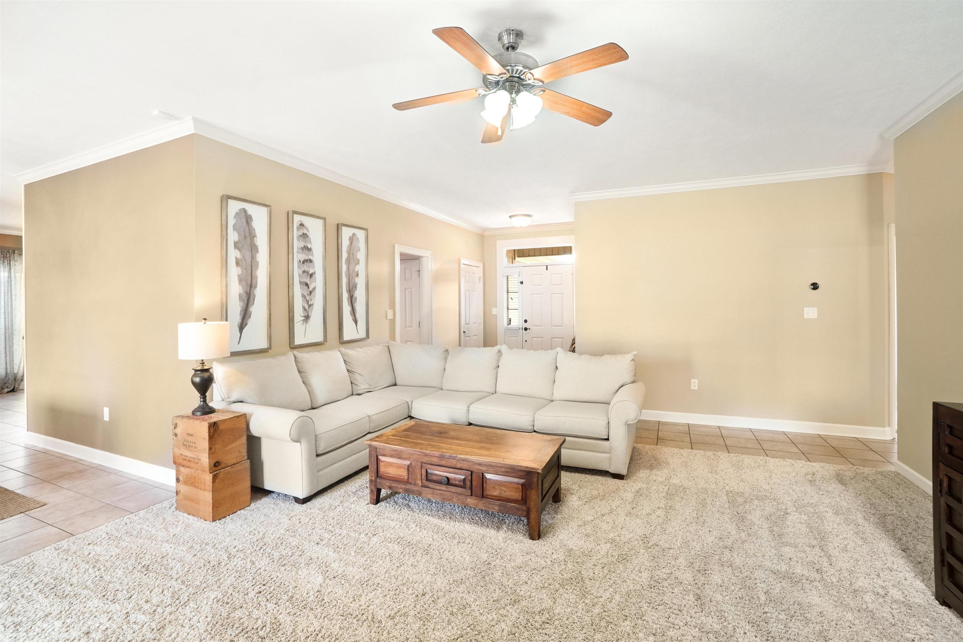 SOUTH WIND - Residential