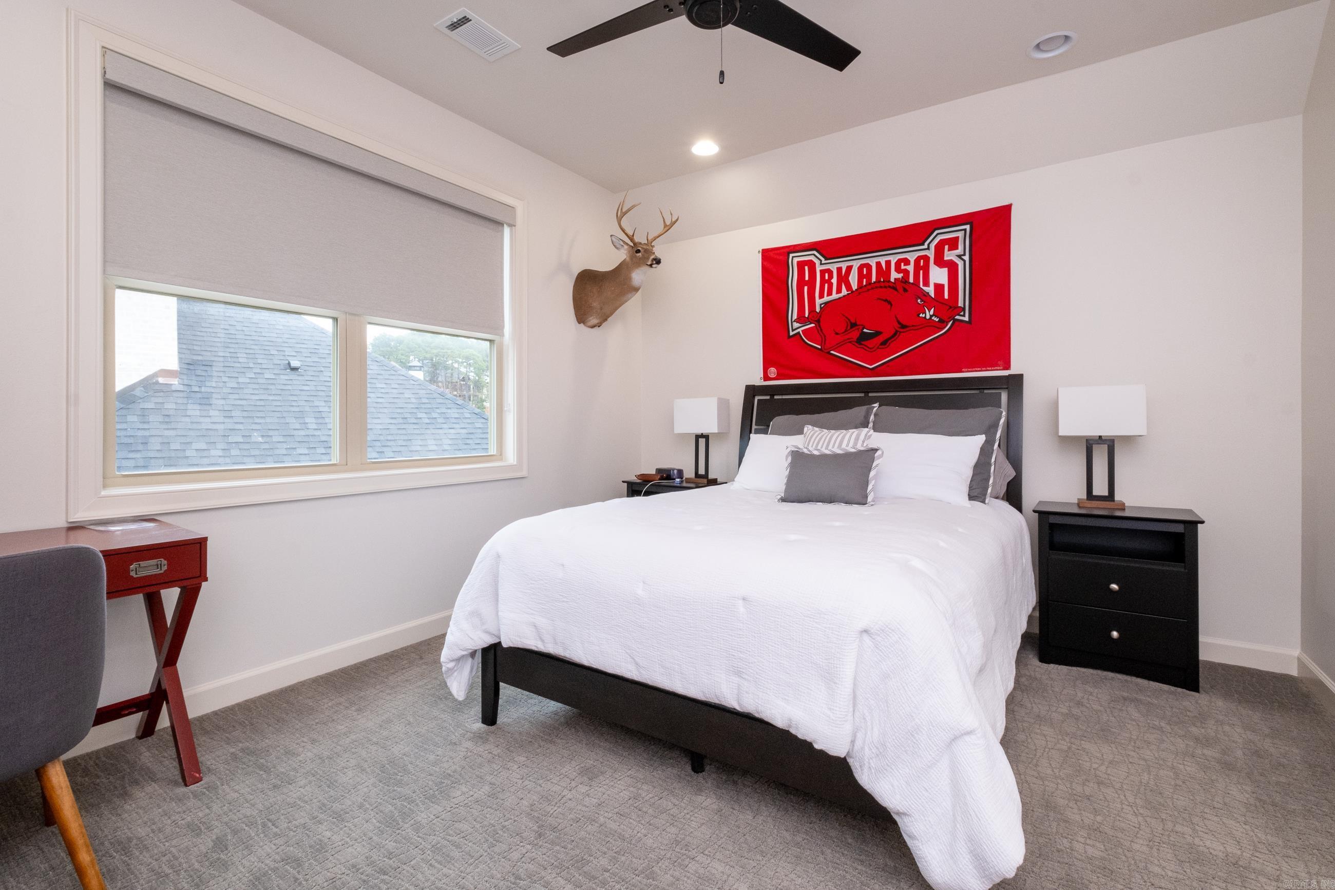 CHENAL VALLEY "FALSTONE COURT" - Residential