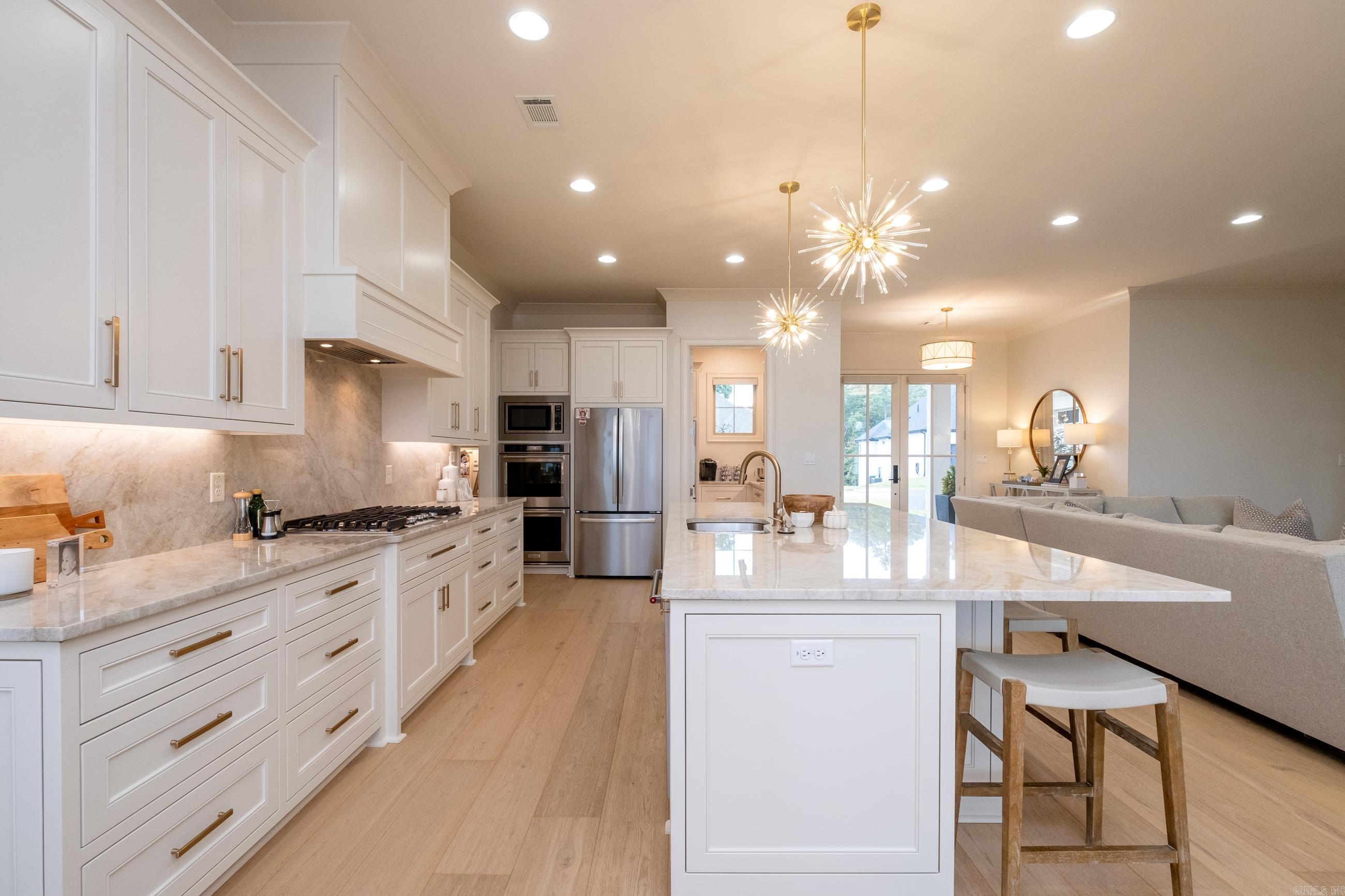 CHENAL VALLEY "FALSTONE COURT" - Residential