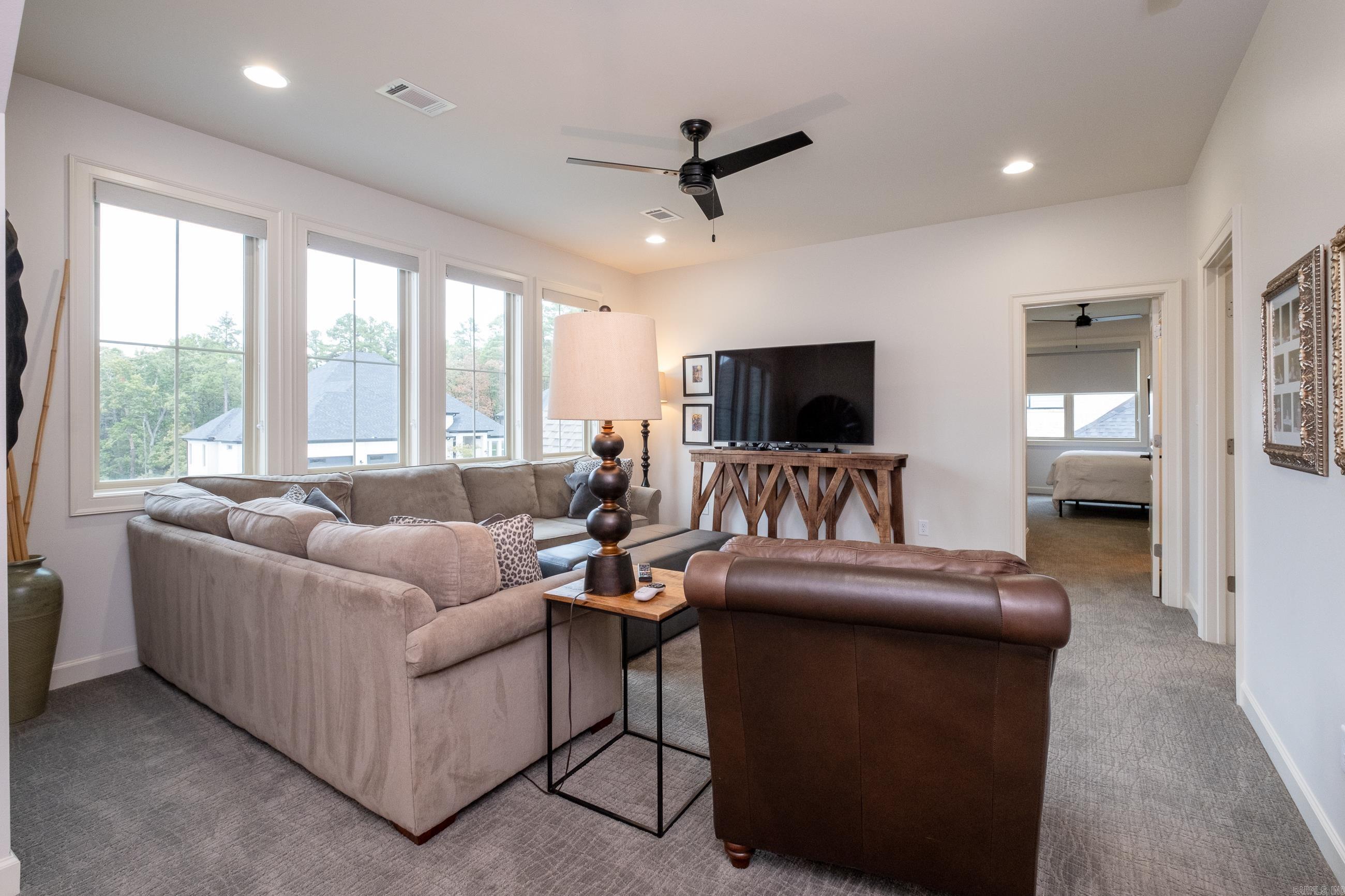 CHENAL VALLEY "FALSTONE COURT" - Residential