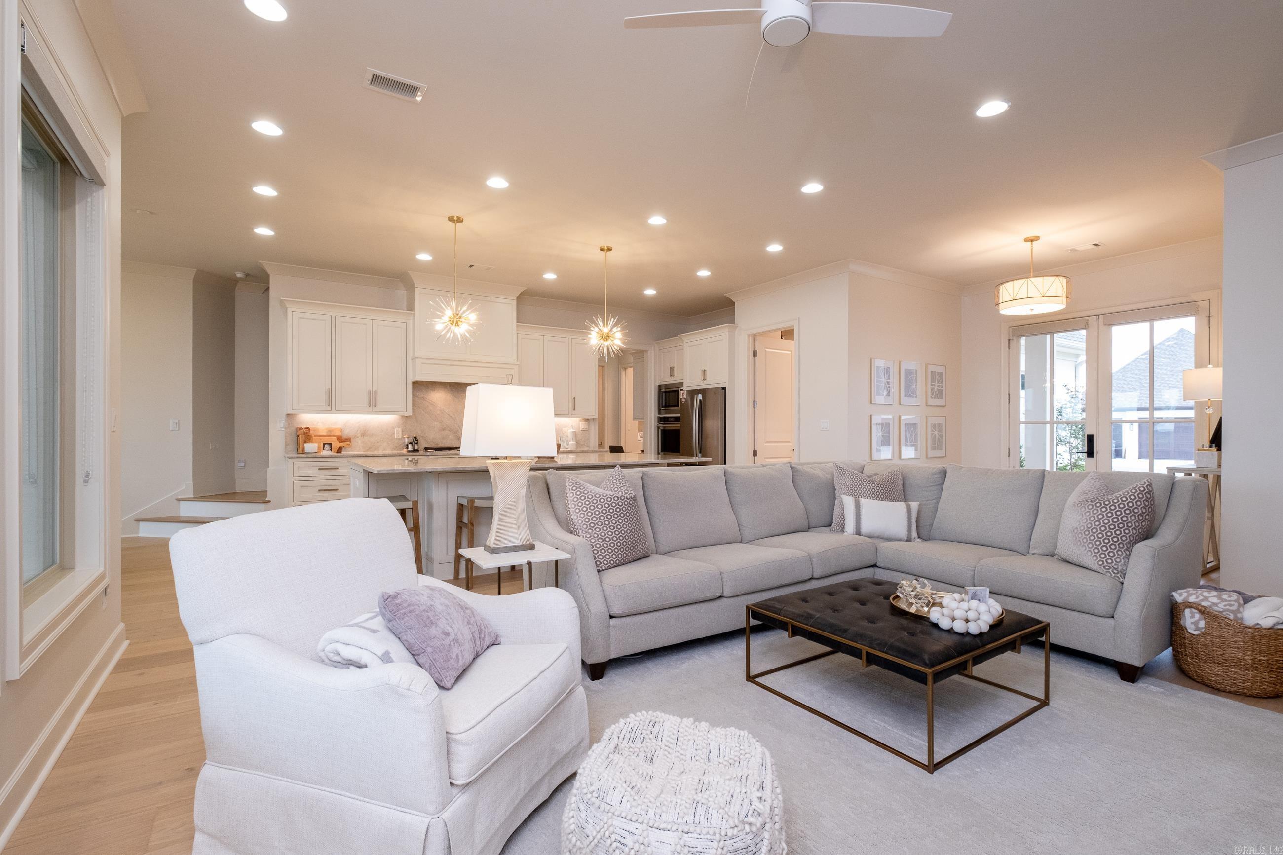 CHENAL VALLEY "FALSTONE COURT" - Residential