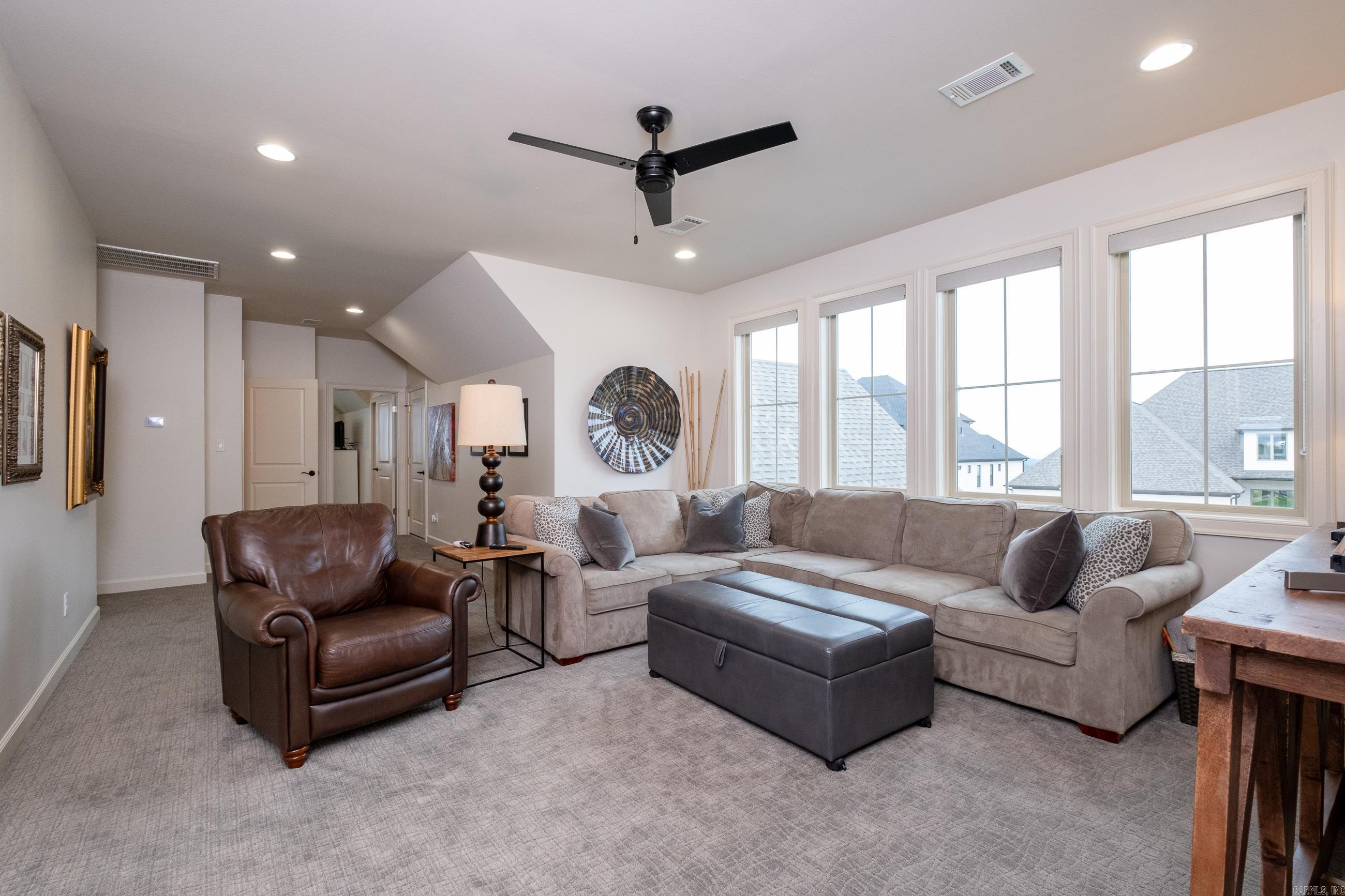 CHENAL VALLEY "FALSTONE COURT" - Residential