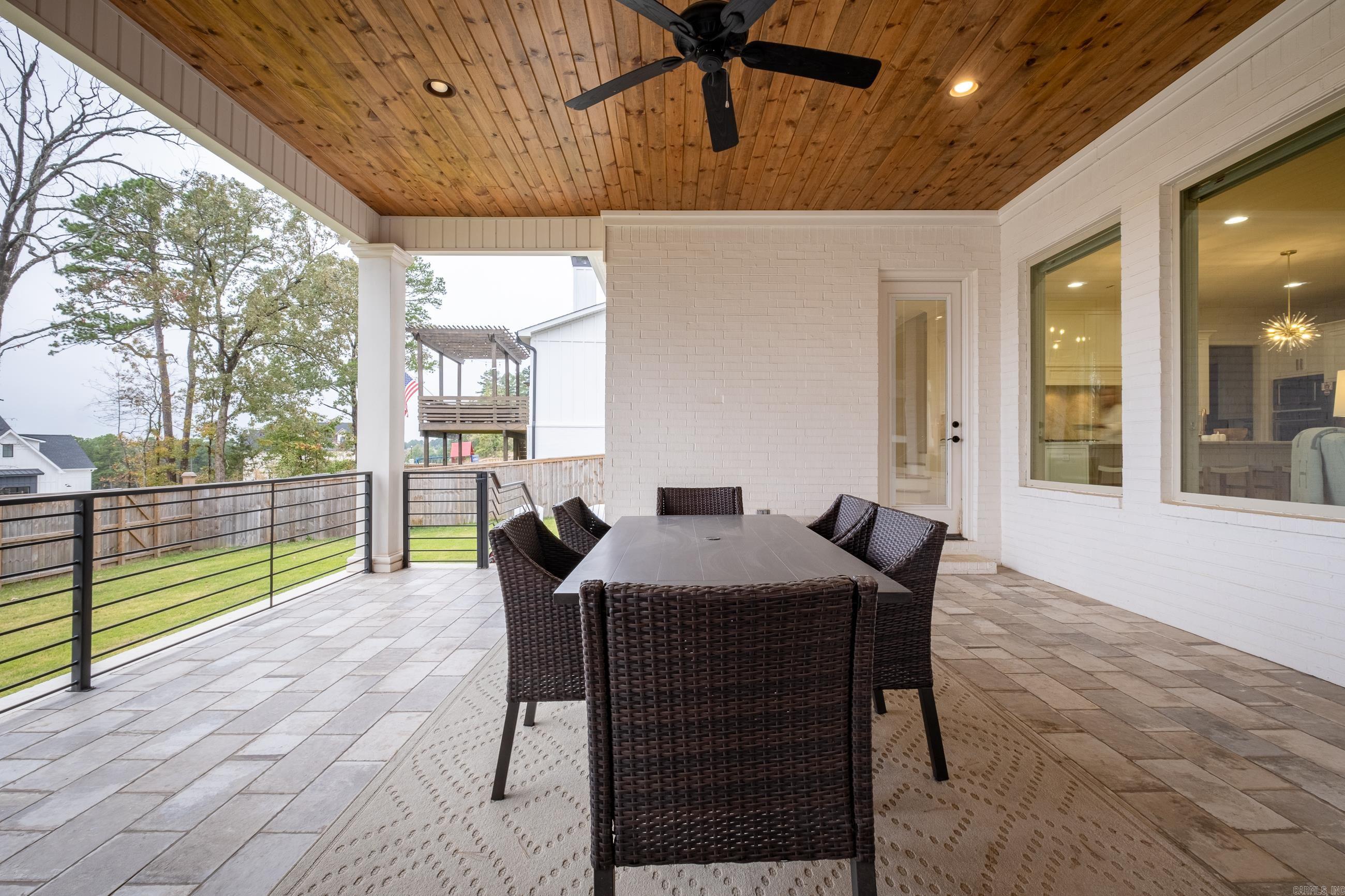 CHENAL VALLEY "FALSTONE COURT" - Residential