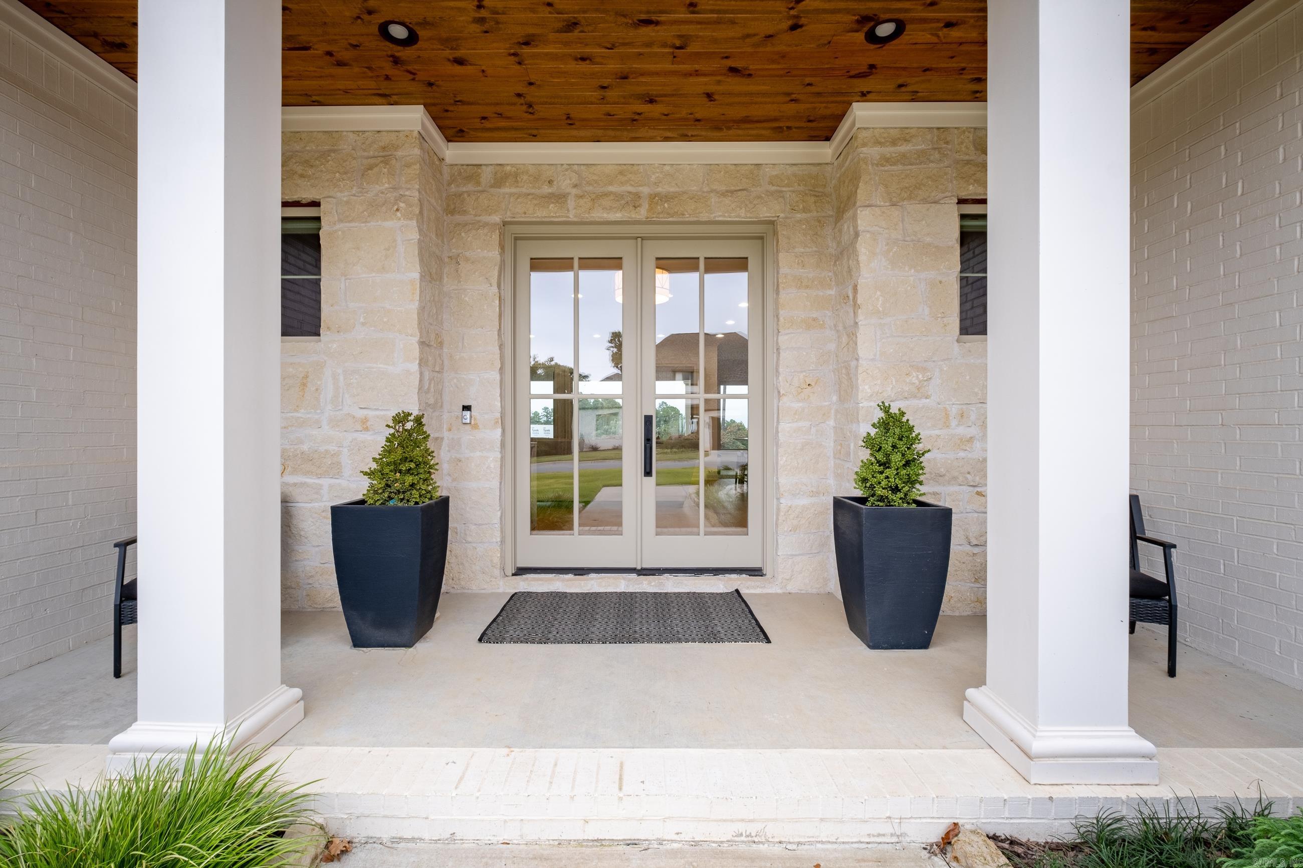 CHENAL VALLEY "FALSTONE COURT" - Residential