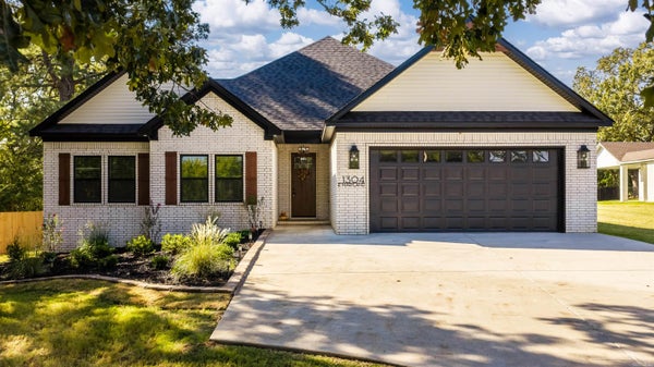 1304 E MARYLAND AVE, SHERWOOD, AR 72120 - Image 4d24296d50051160ba2c56295b287c8d/510678902