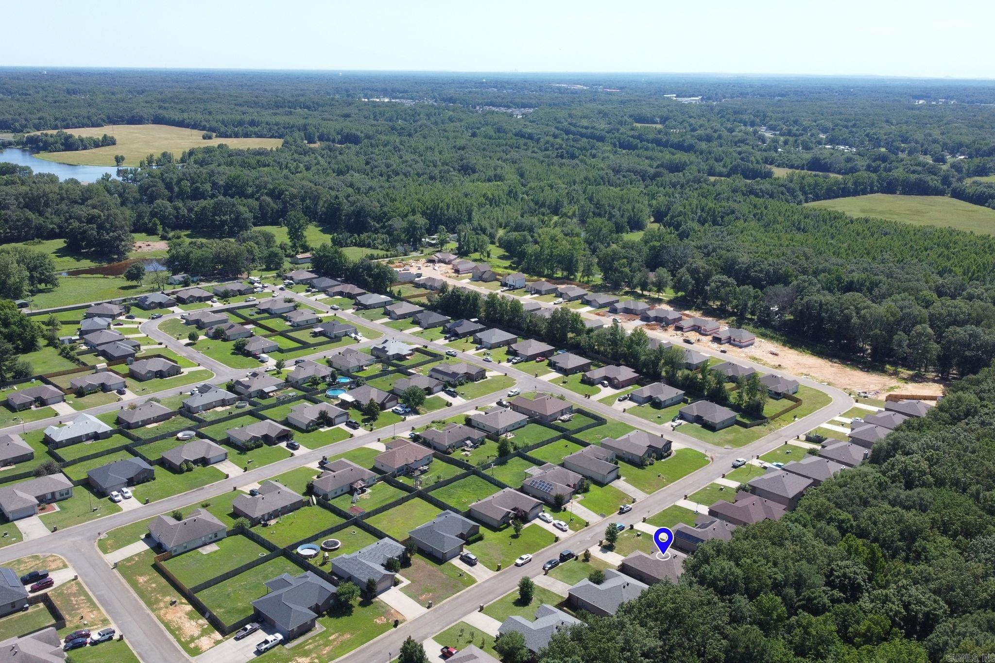 MAGNOLIA ESTATES - Residential