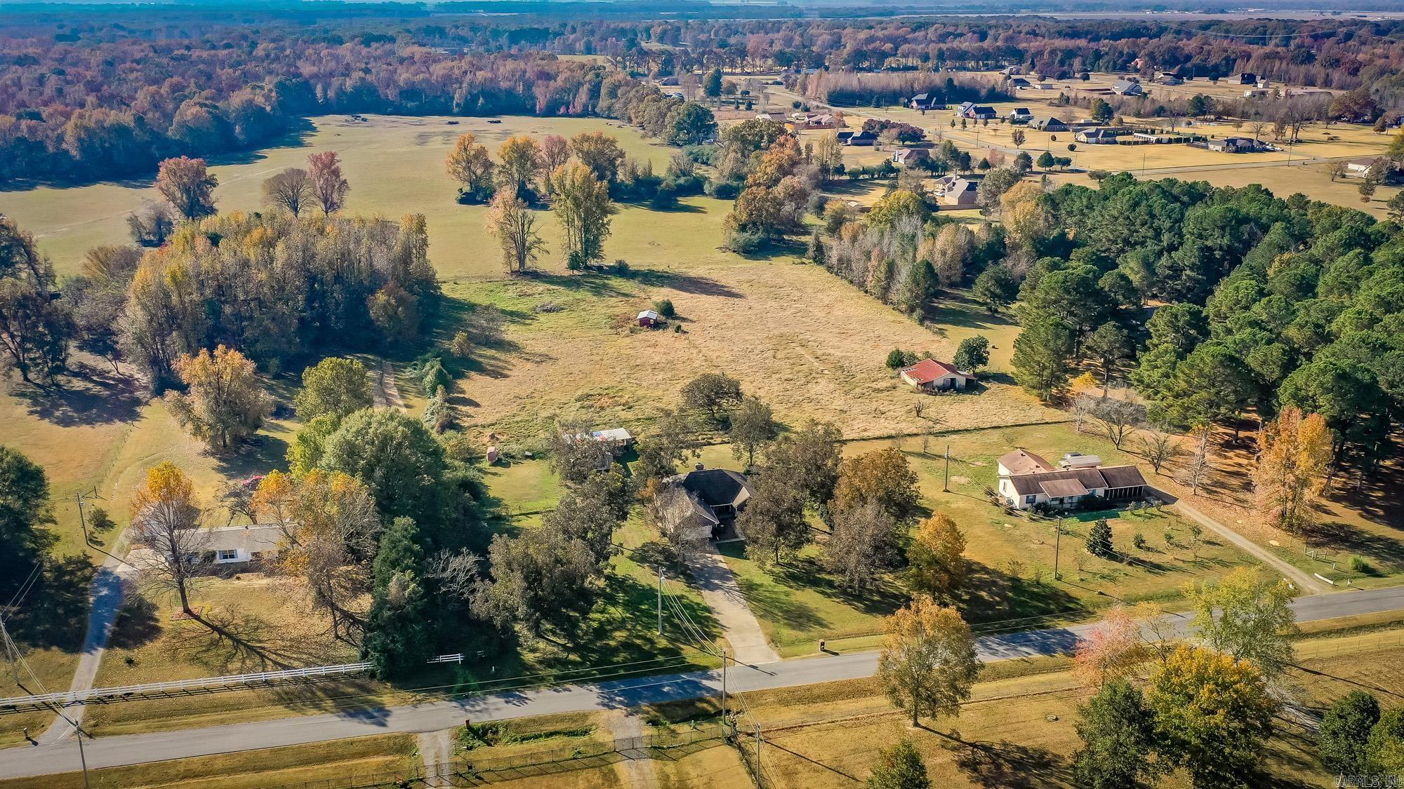PLEASANT MEADOWS - Residential