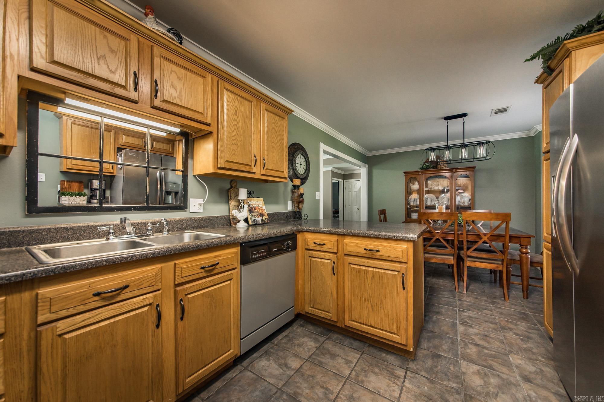 PLEASANT MEADOWS - Residential