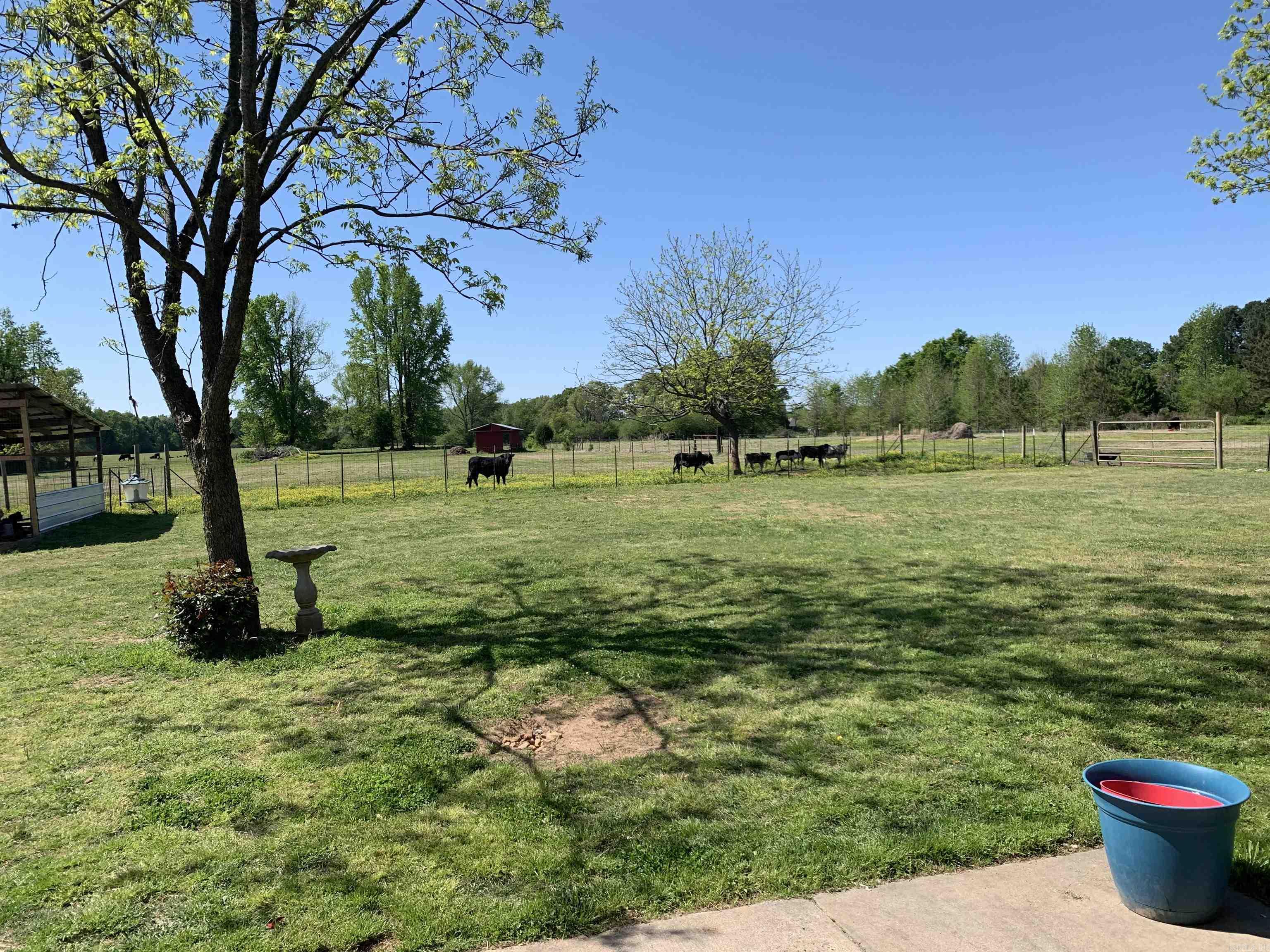 PLEASANT MEADOWS - Residential