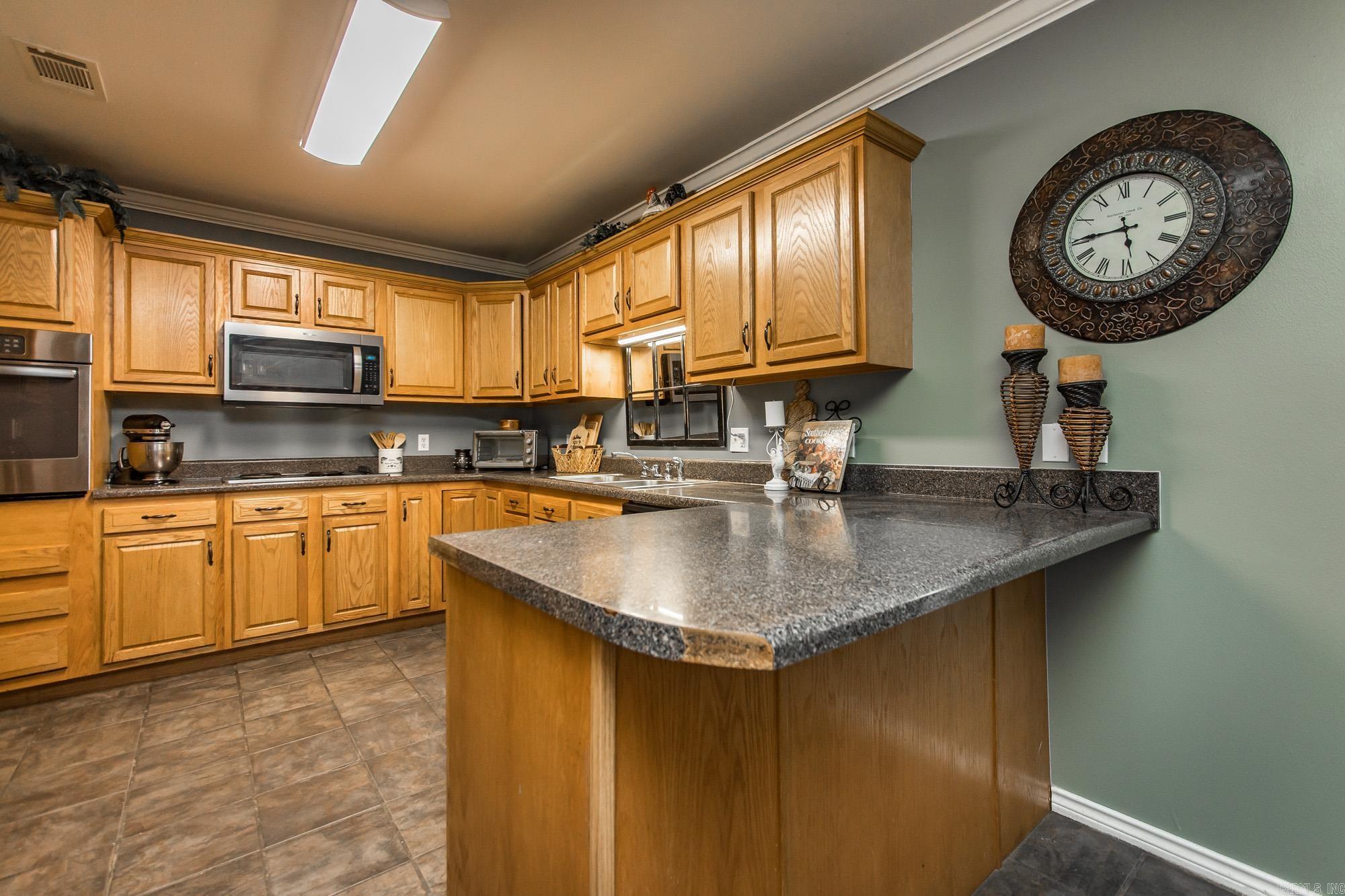 PLEASANT MEADOWS - Residential