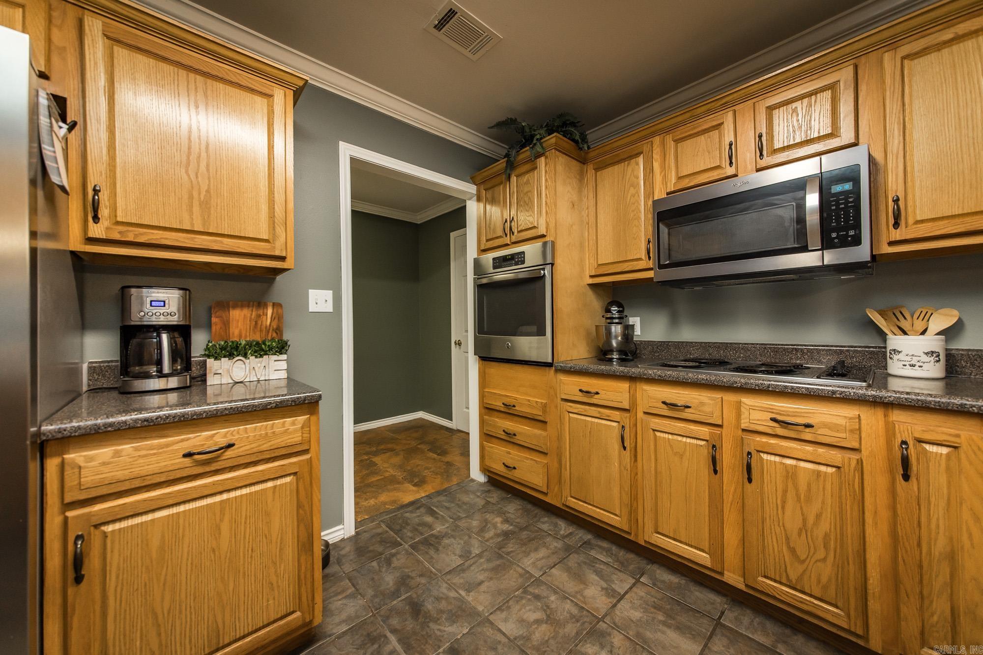 PLEASANT MEADOWS - Residential