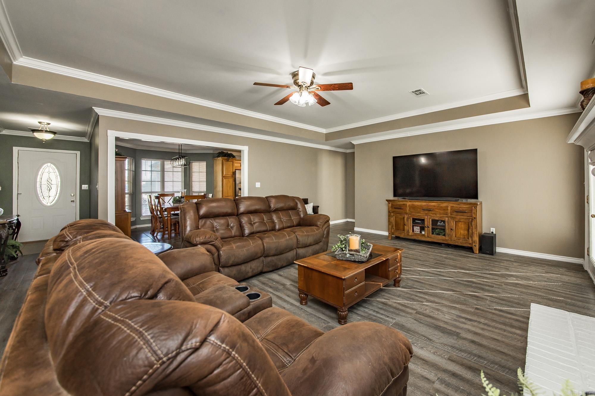 PLEASANT MEADOWS - Residential